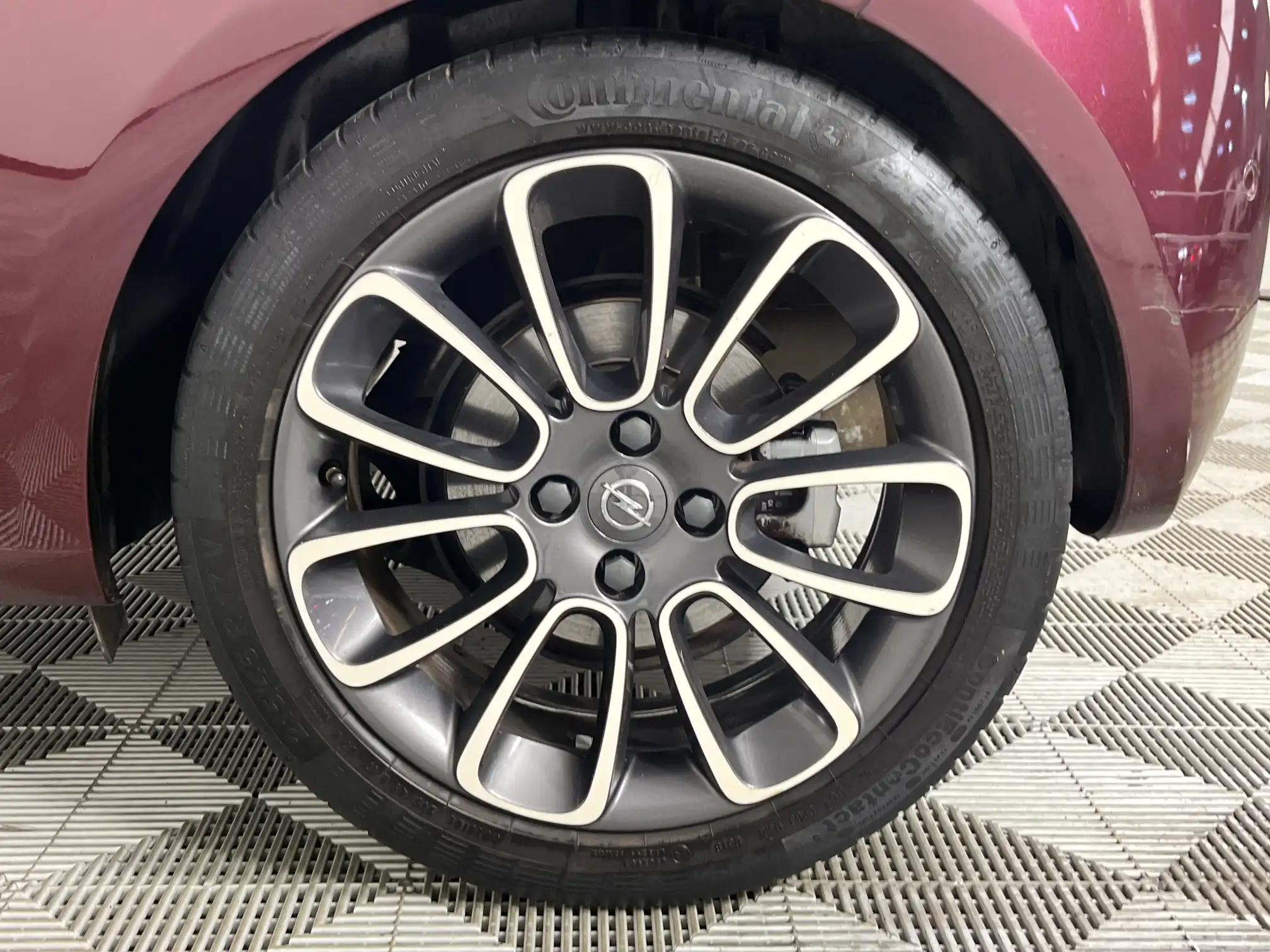 Opel Adam
