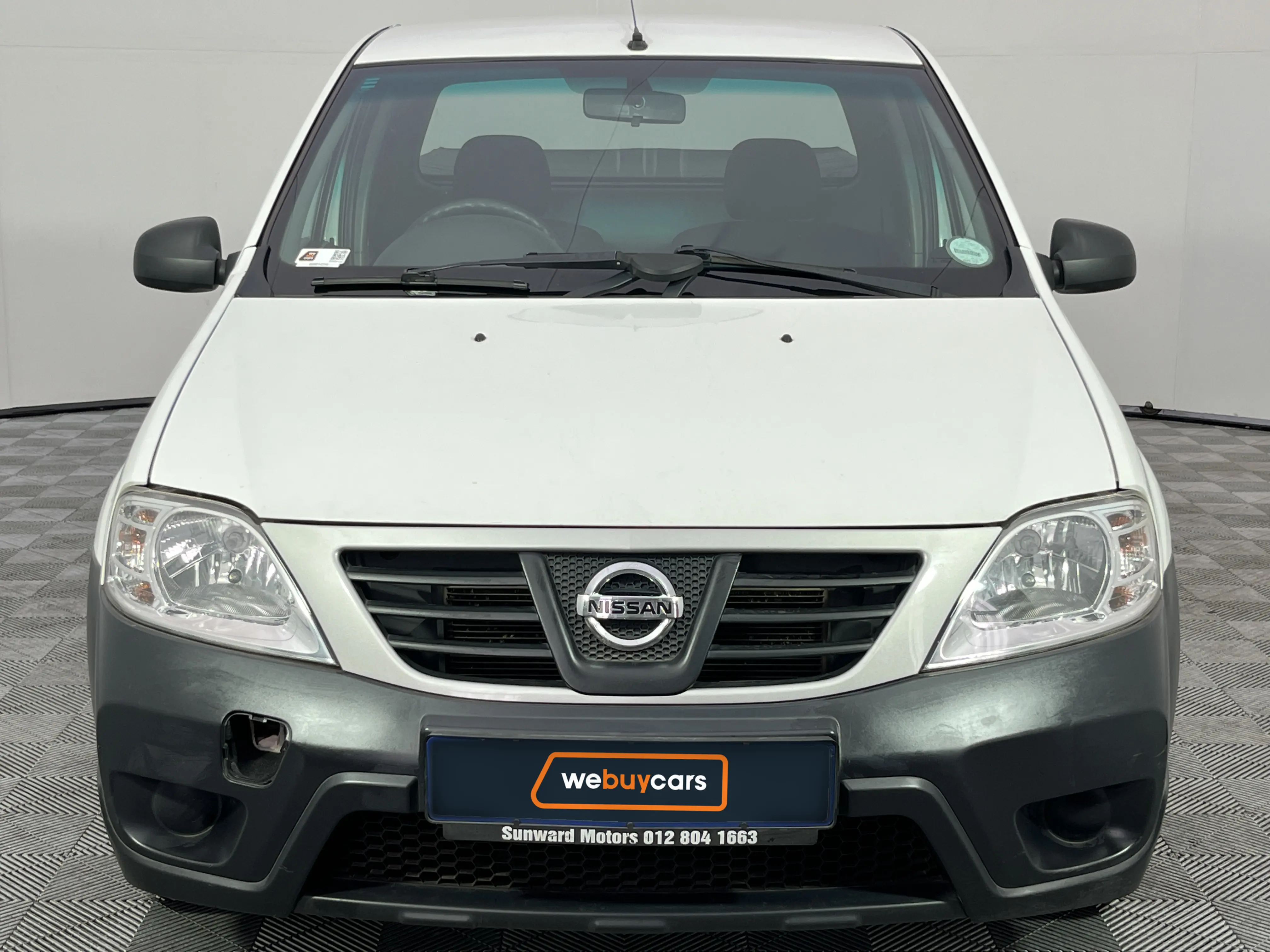 2018 Nissan NP200 1.6 A/C Pick Up Single Cab, photo 2