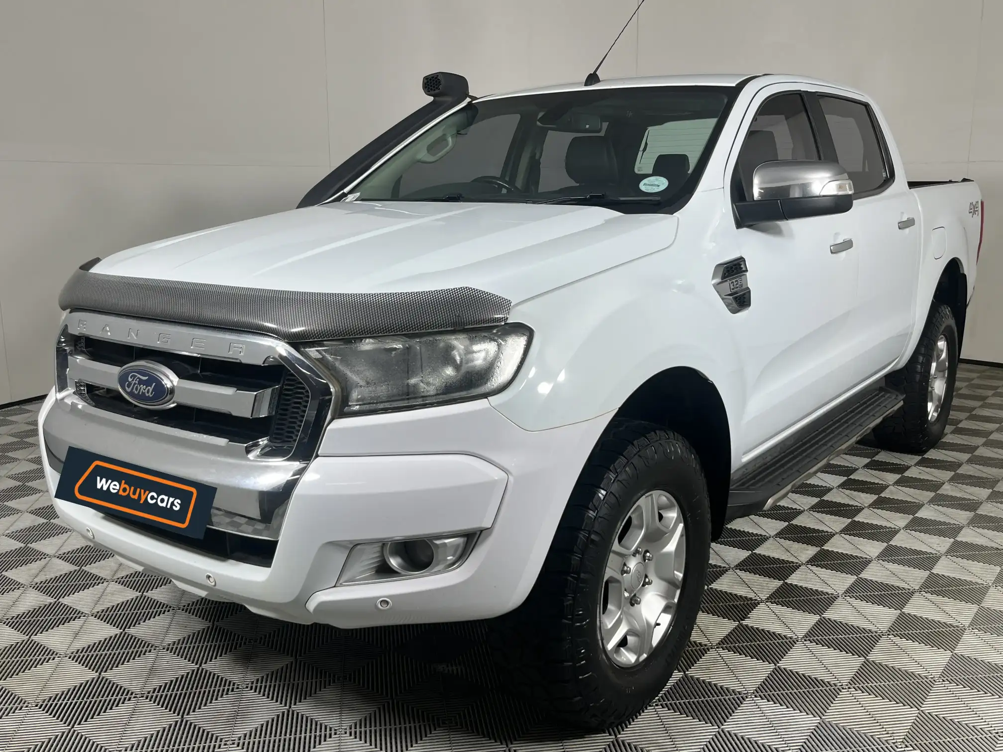 2017 Ford Ranger 3.2tdci XLT 4x4 Auto Pick Up Double Cab at Riverhorse (KZN) for sale R245900