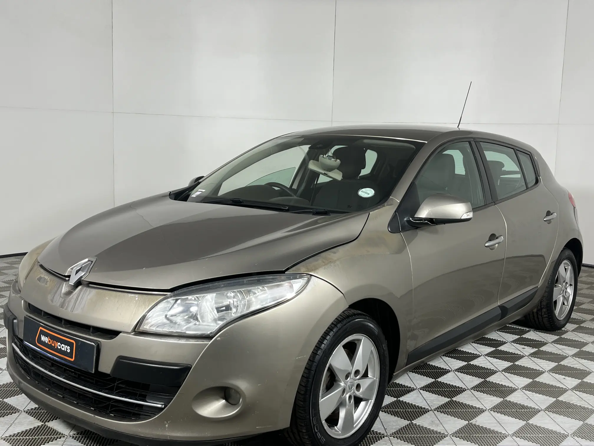 2009 Renault Megane III 1.6 Dynamique 5-Door