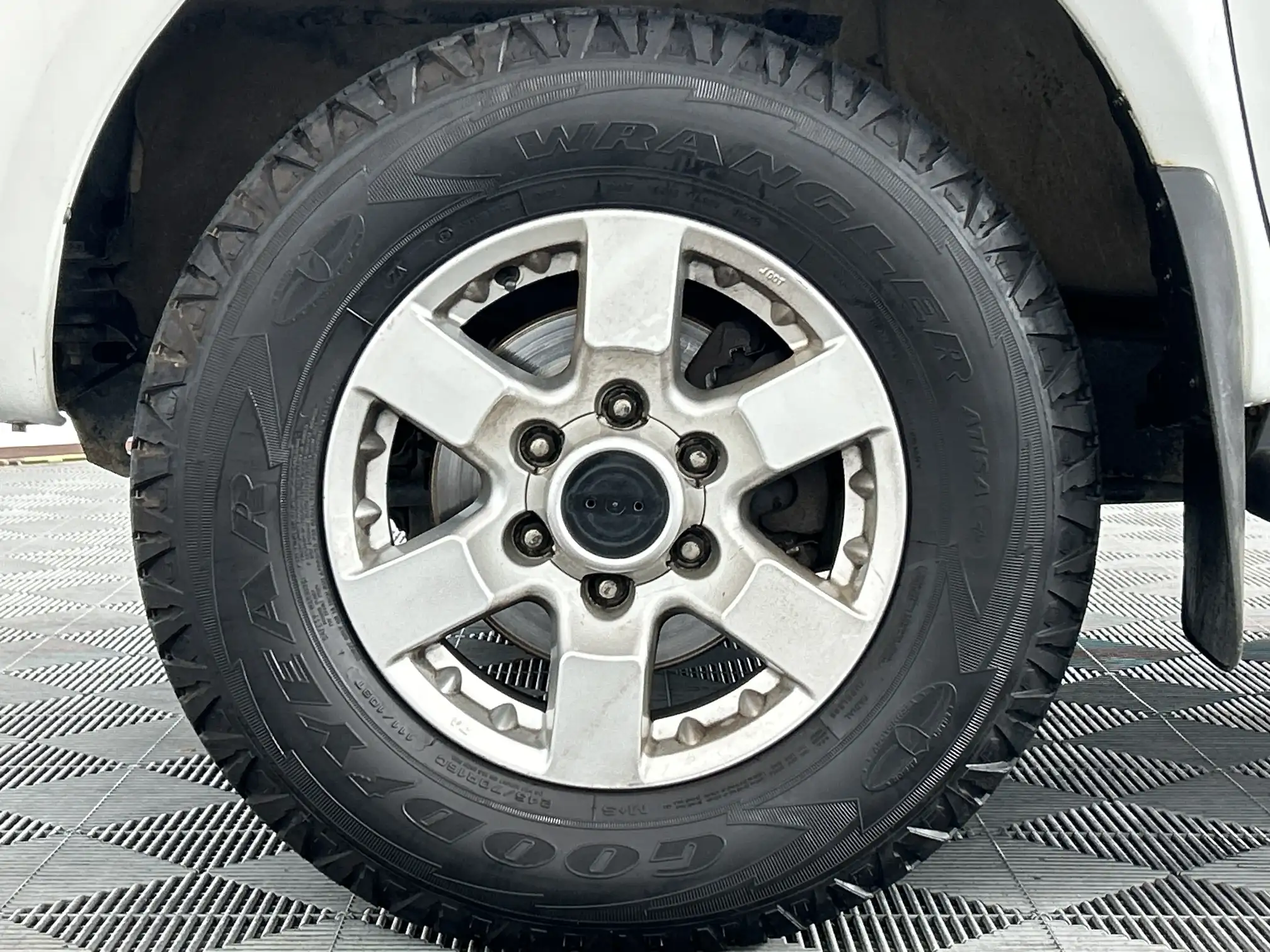 Nissan Hardbody