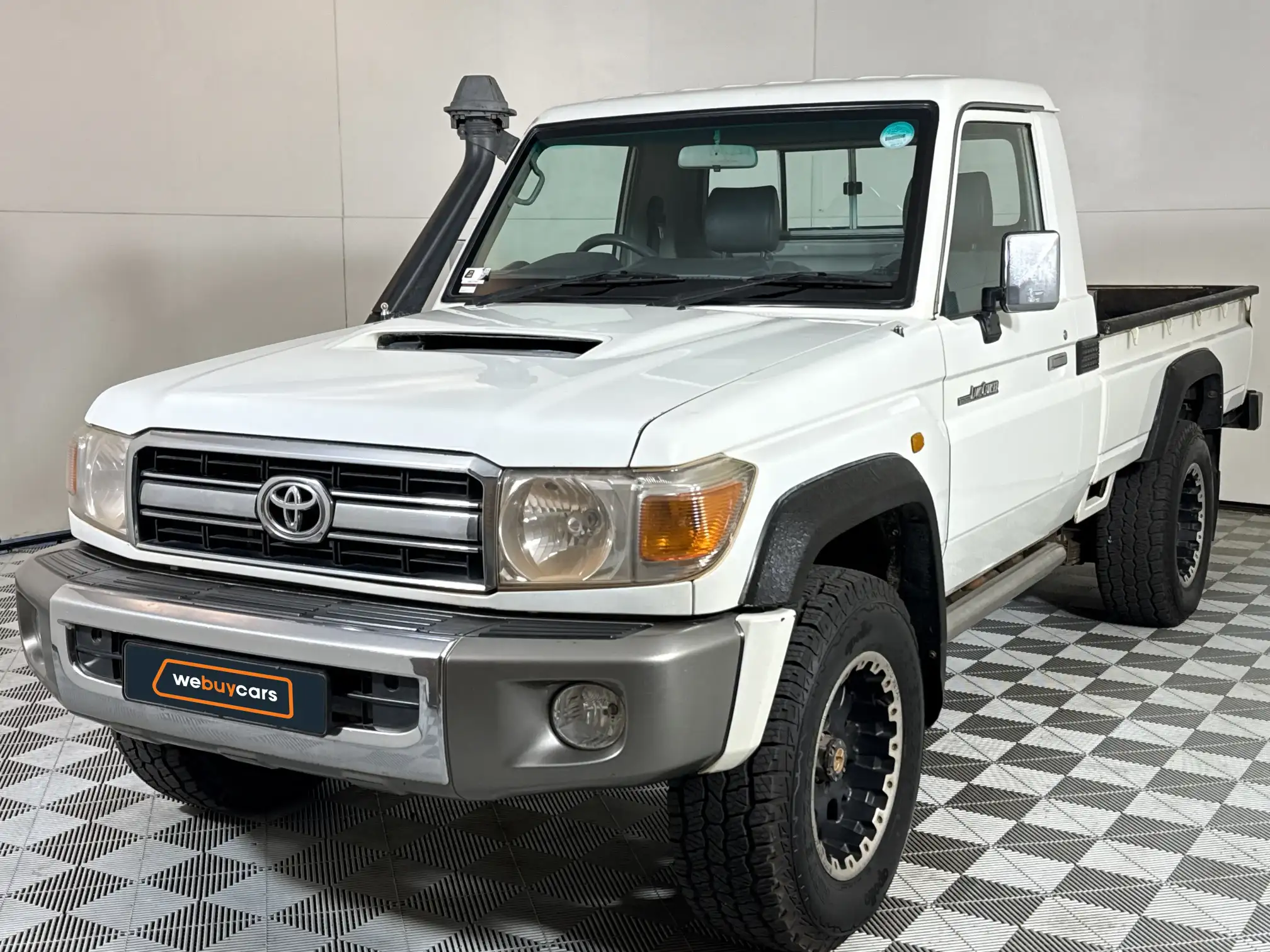 2013 Toyota Land Cruiser