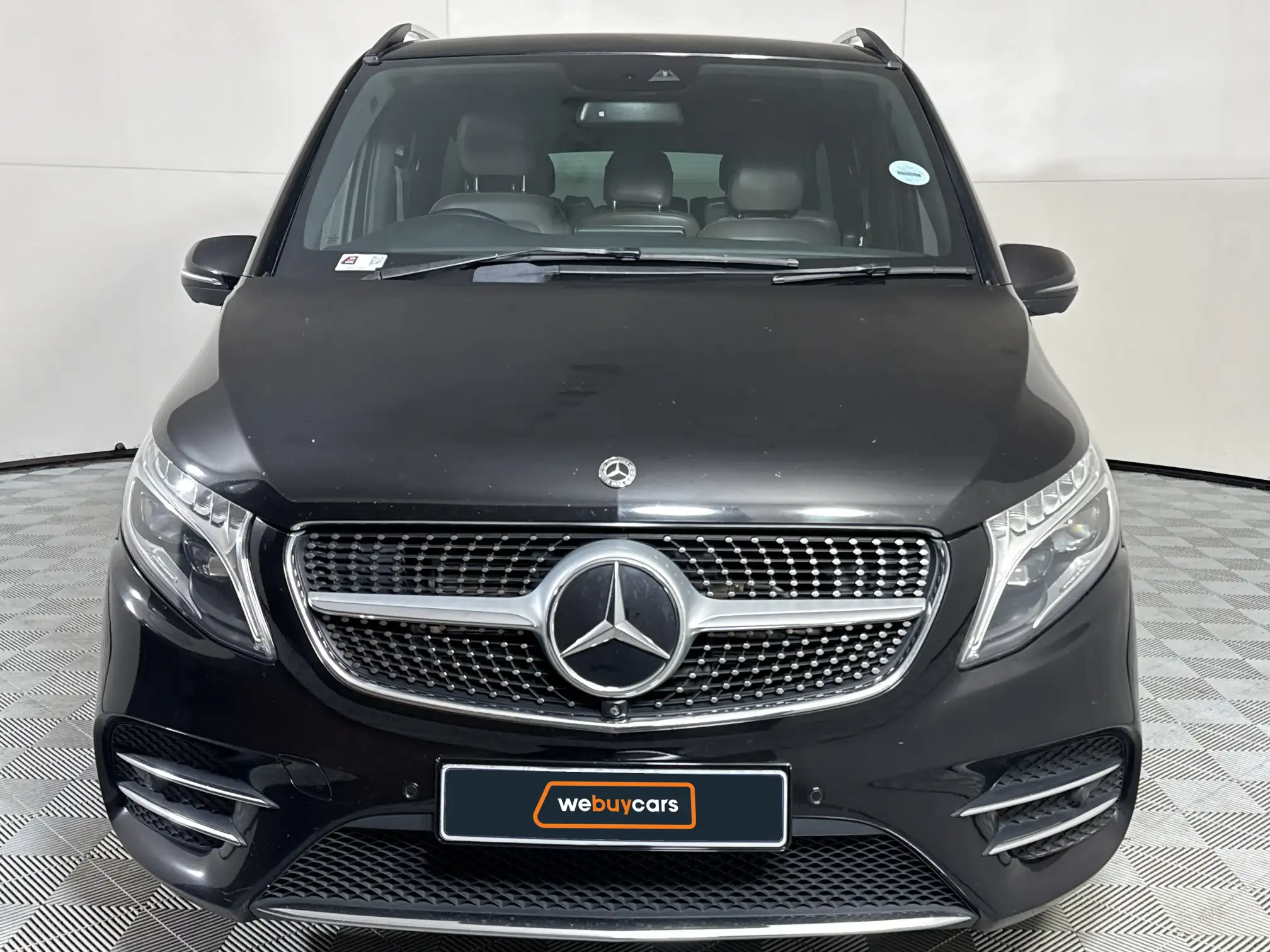 Mercedes-Benz V250