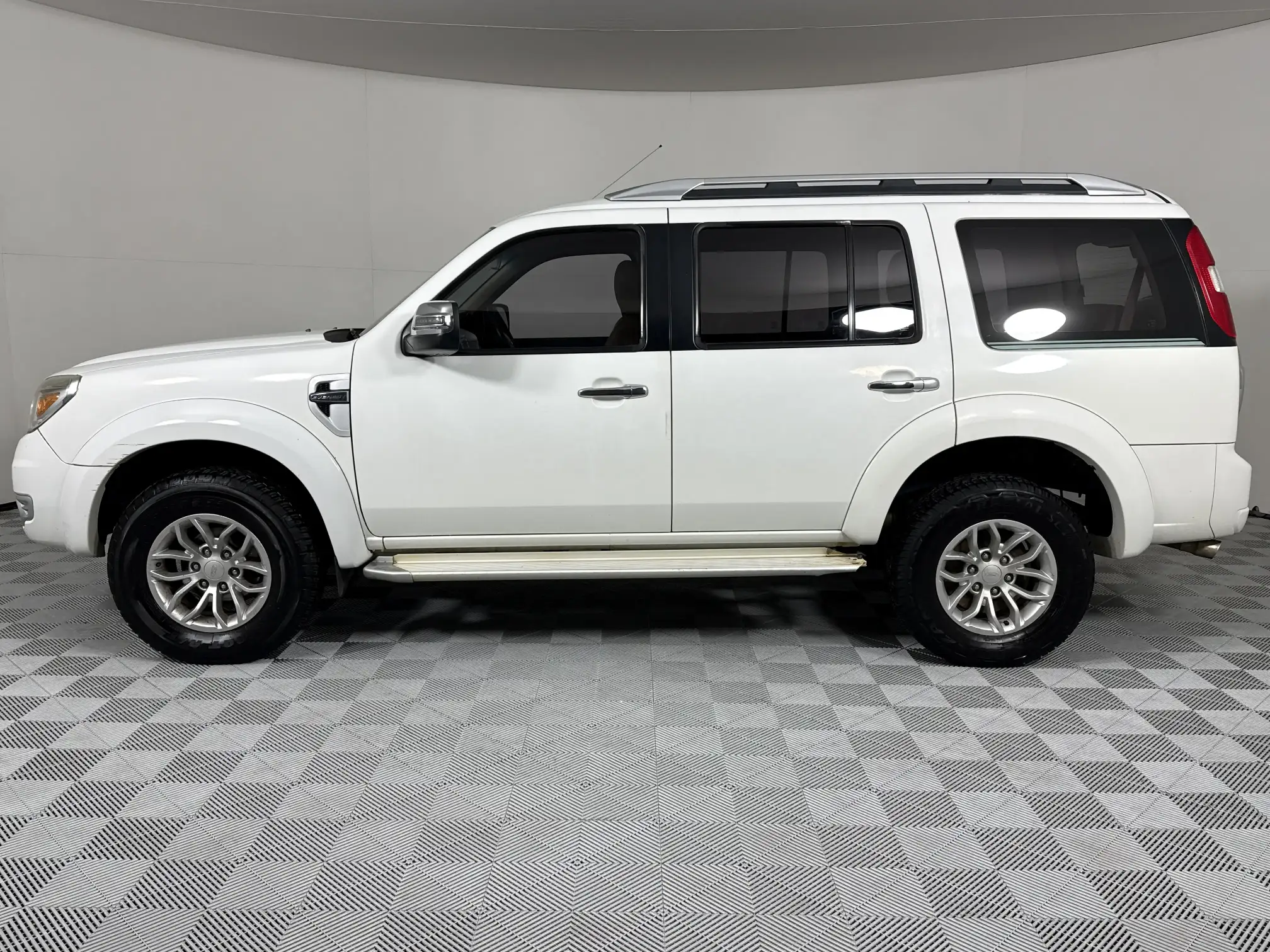 Ford Everest