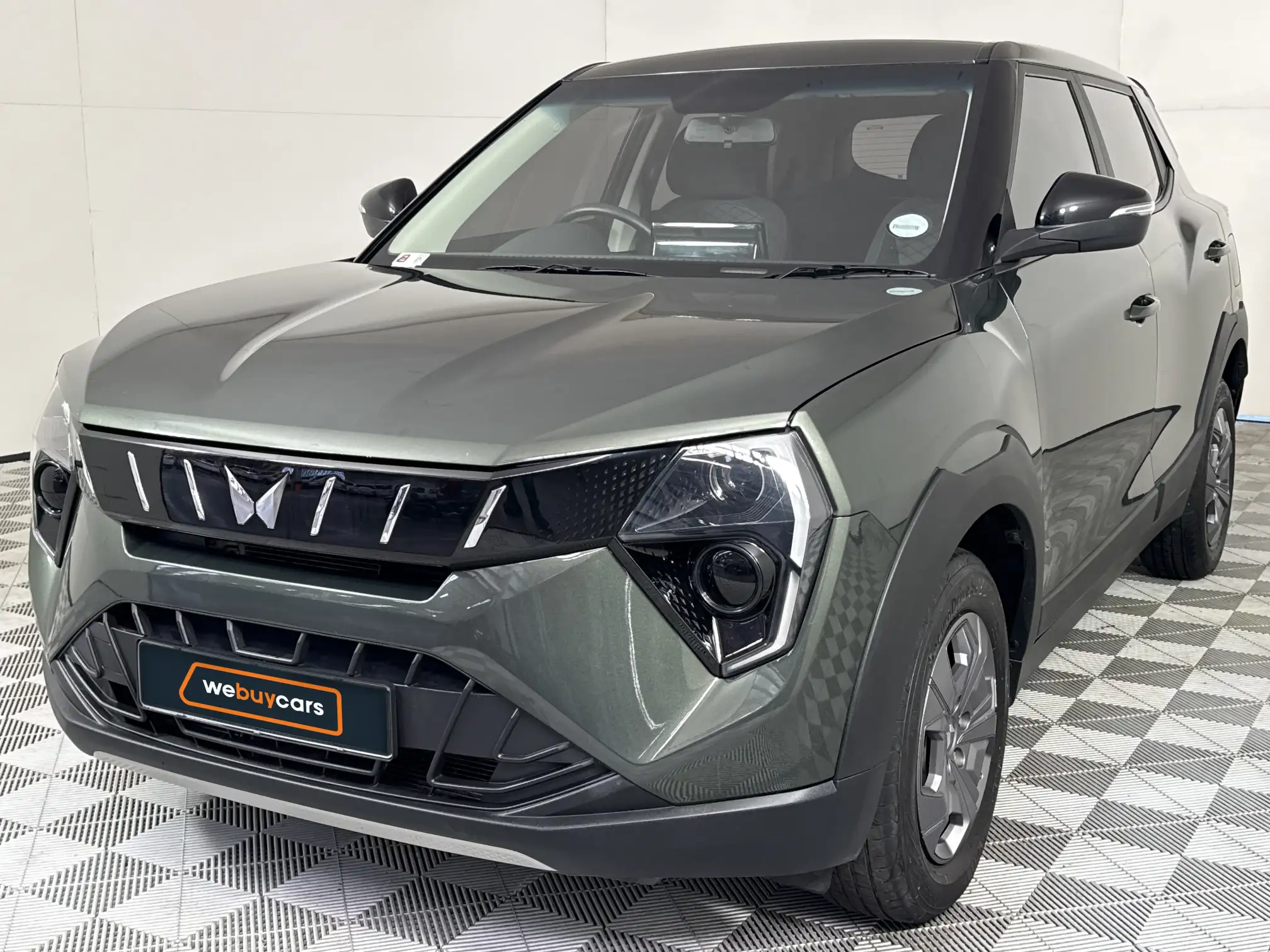 2025 Mahindra Xuv3xo