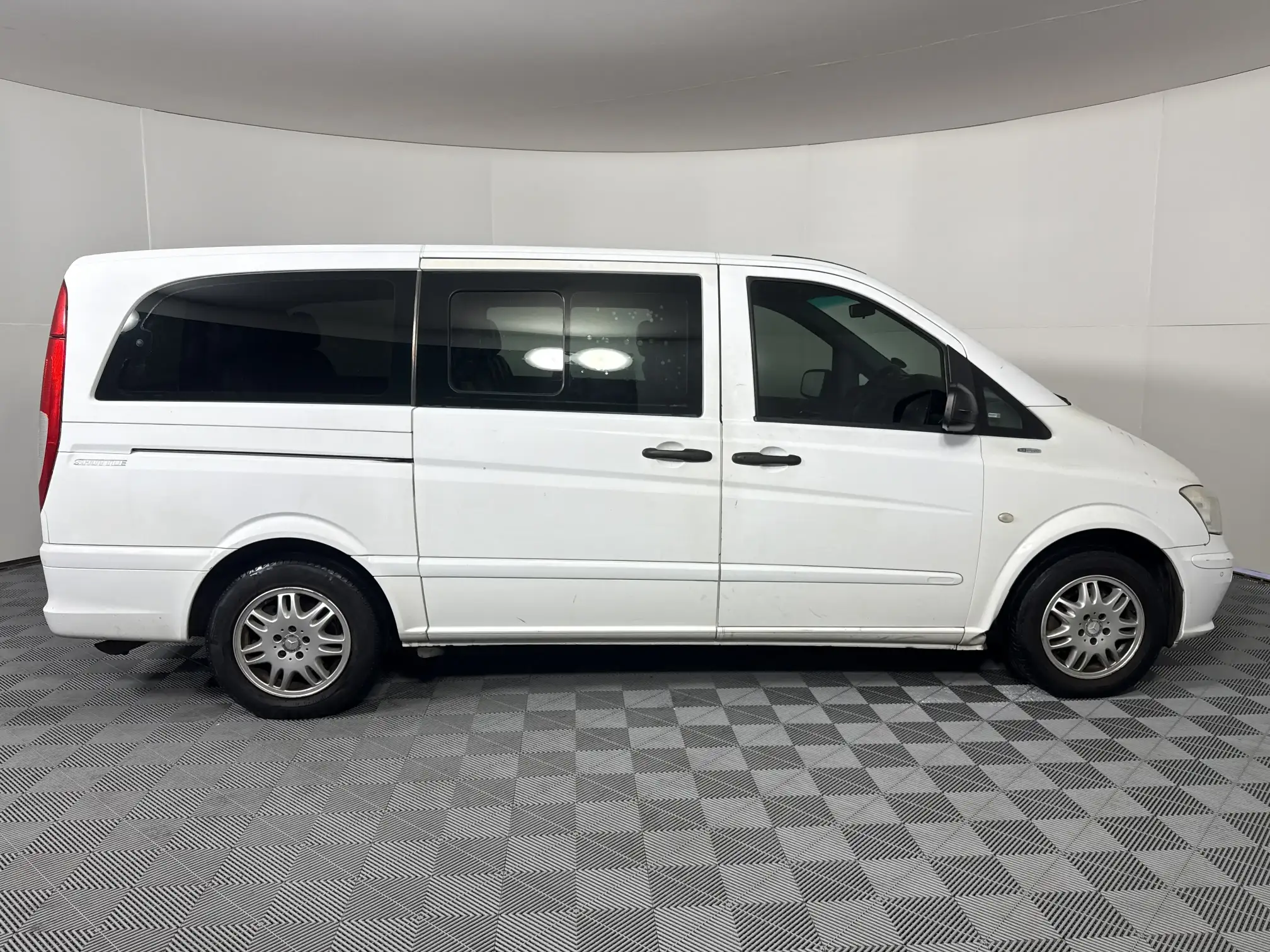 Mercedes-Benz Vito BUS