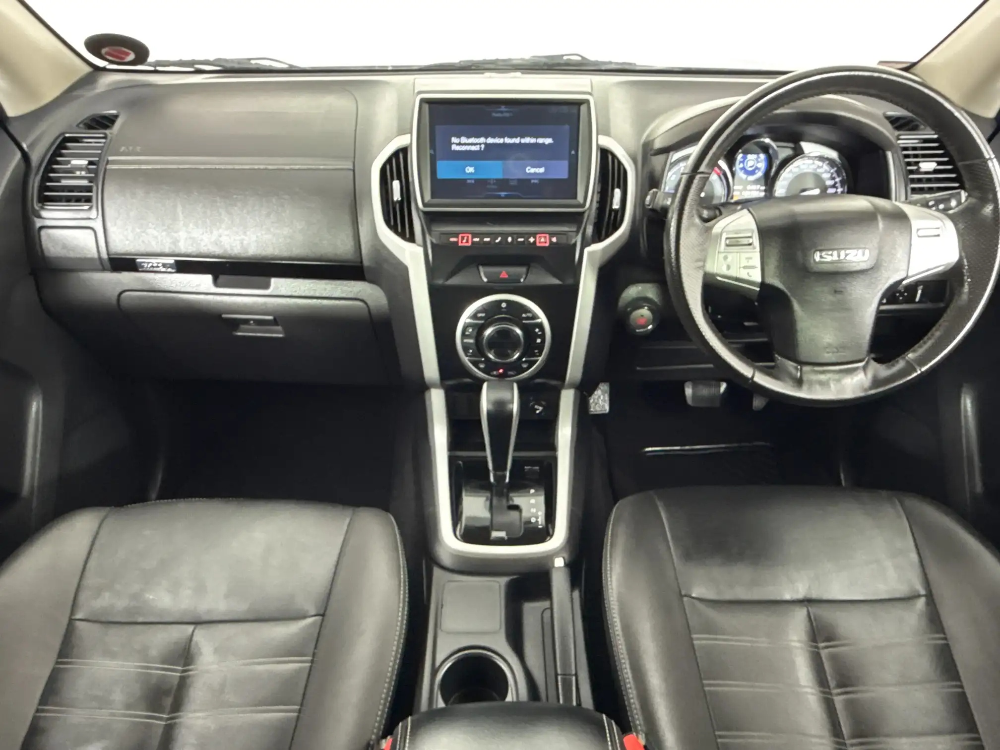 Isuzu MU-X