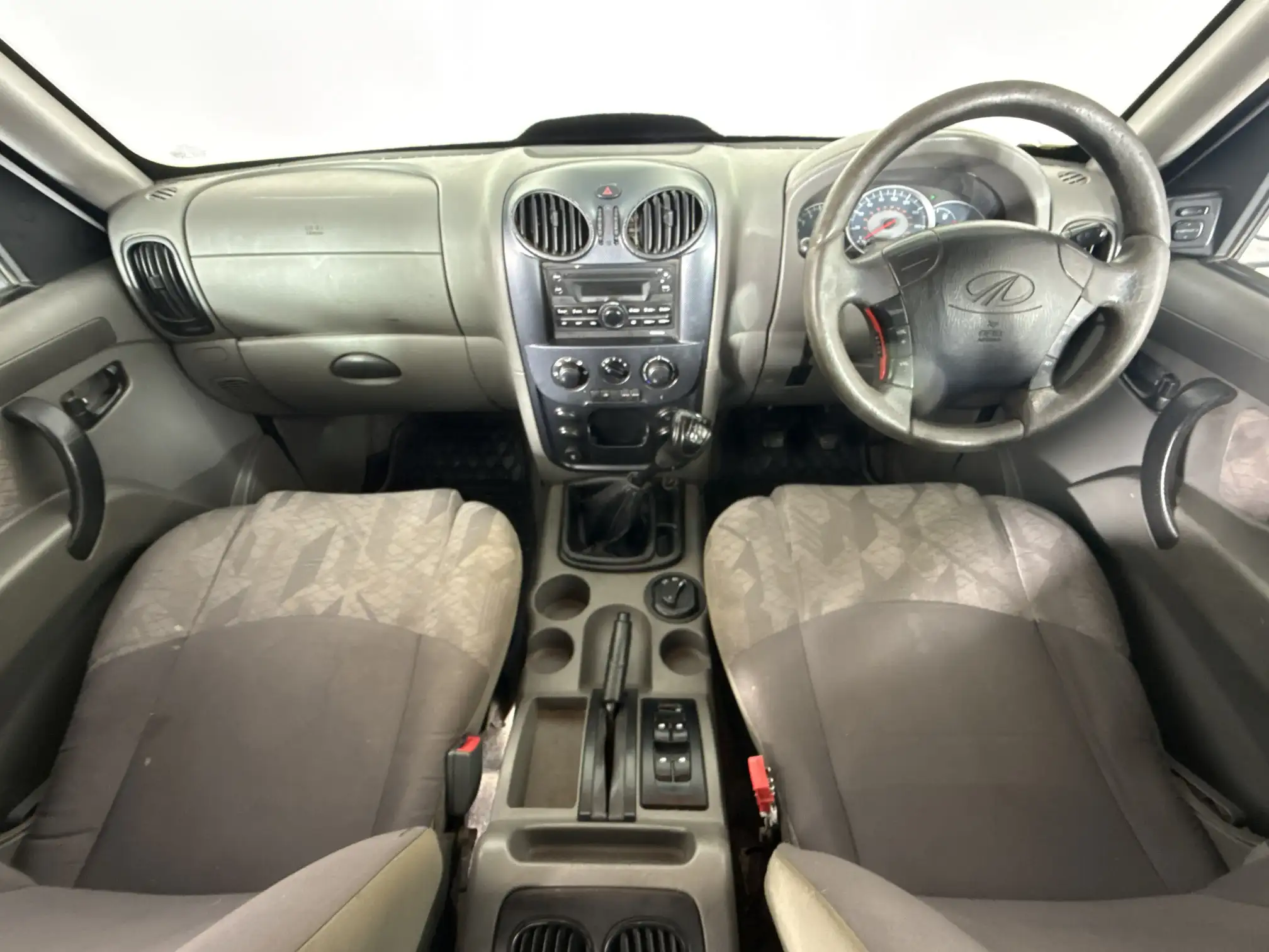 Mahindra PIK UP