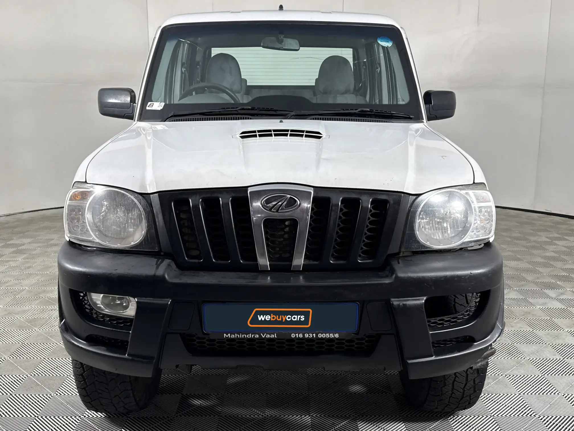 Mahindra PIK UP