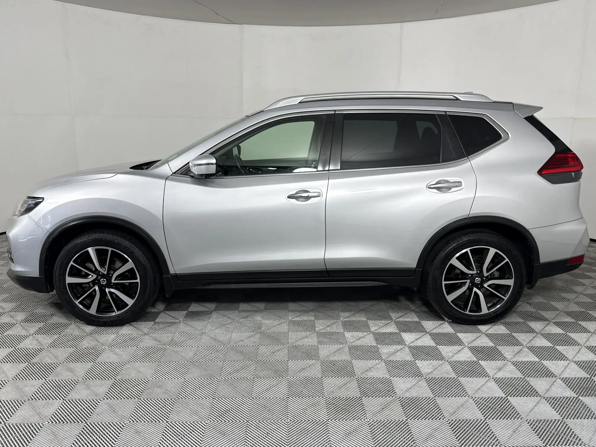 Nissan X Trail