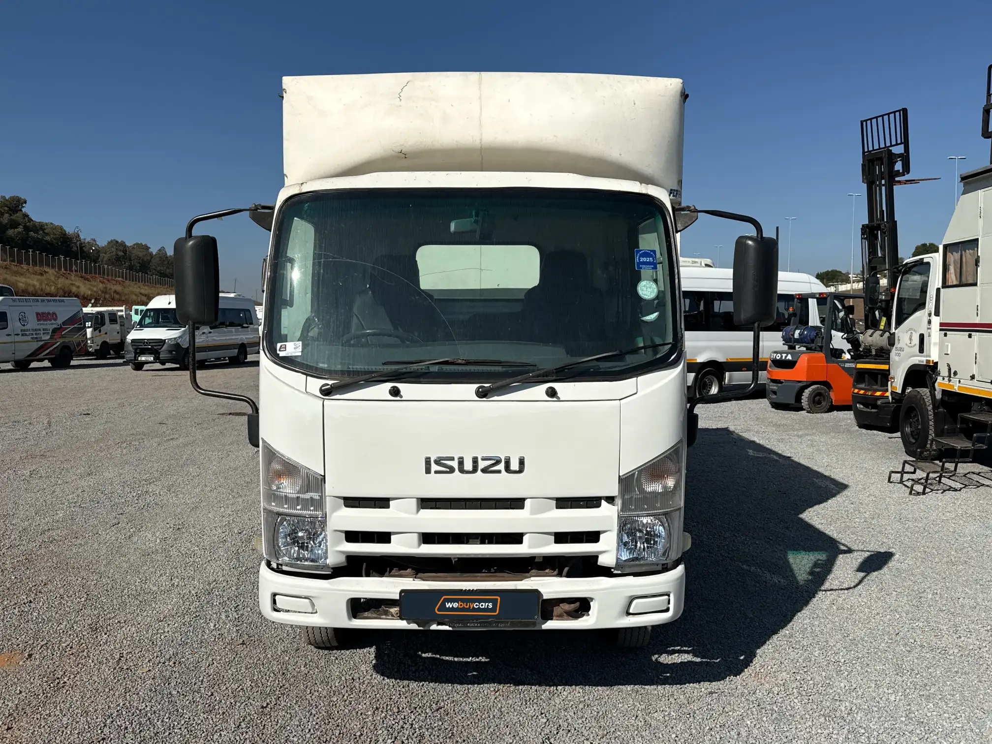 Isuzu NMR