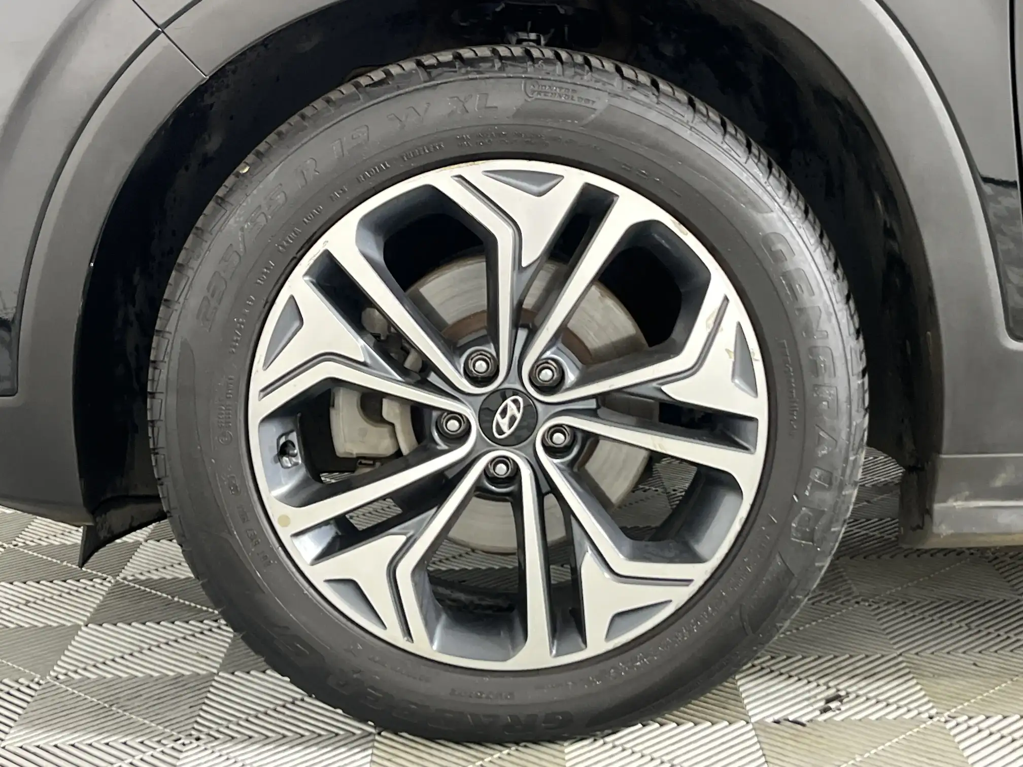 Hyundai Santa-FE