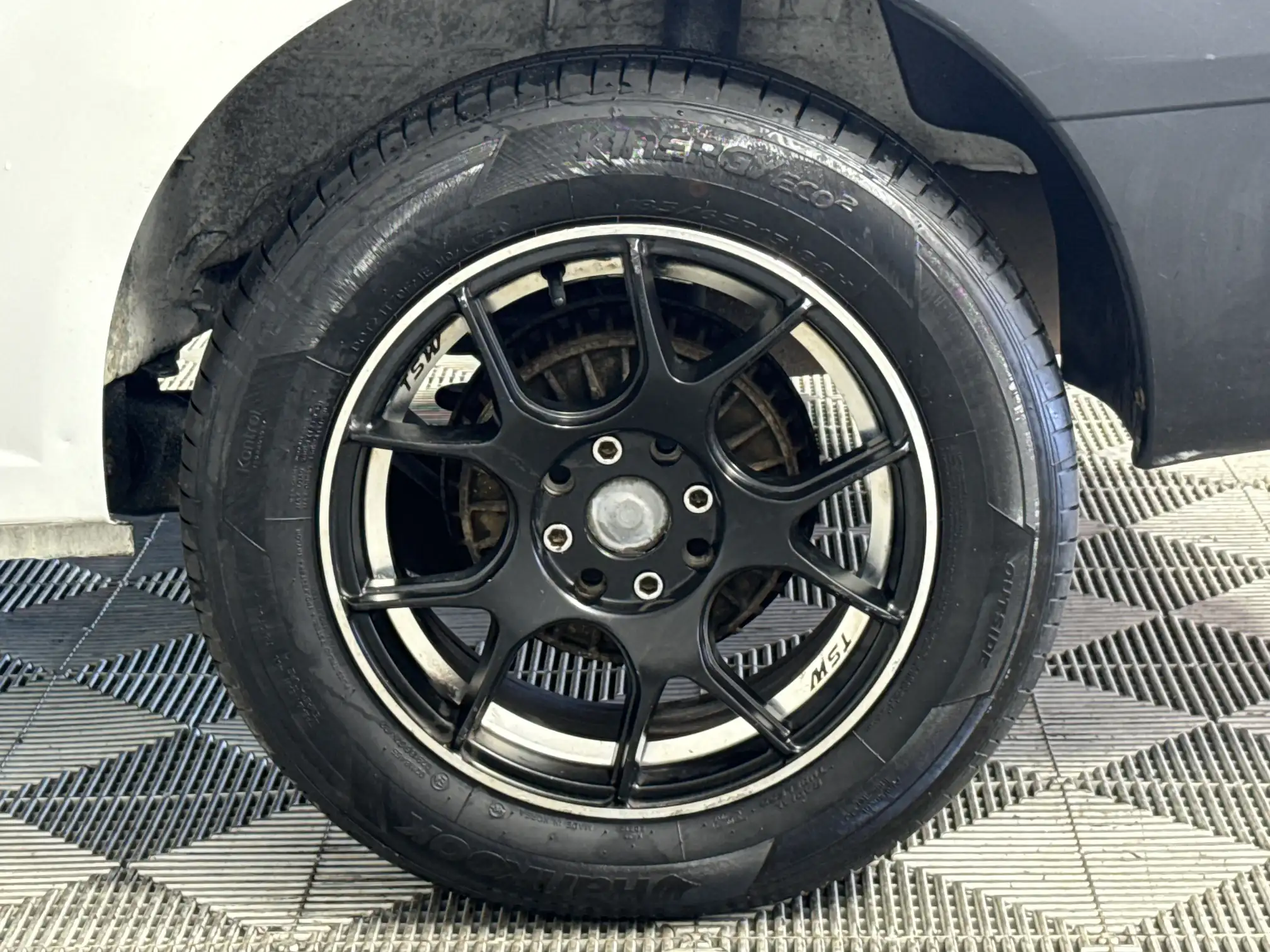 Nissan NP200