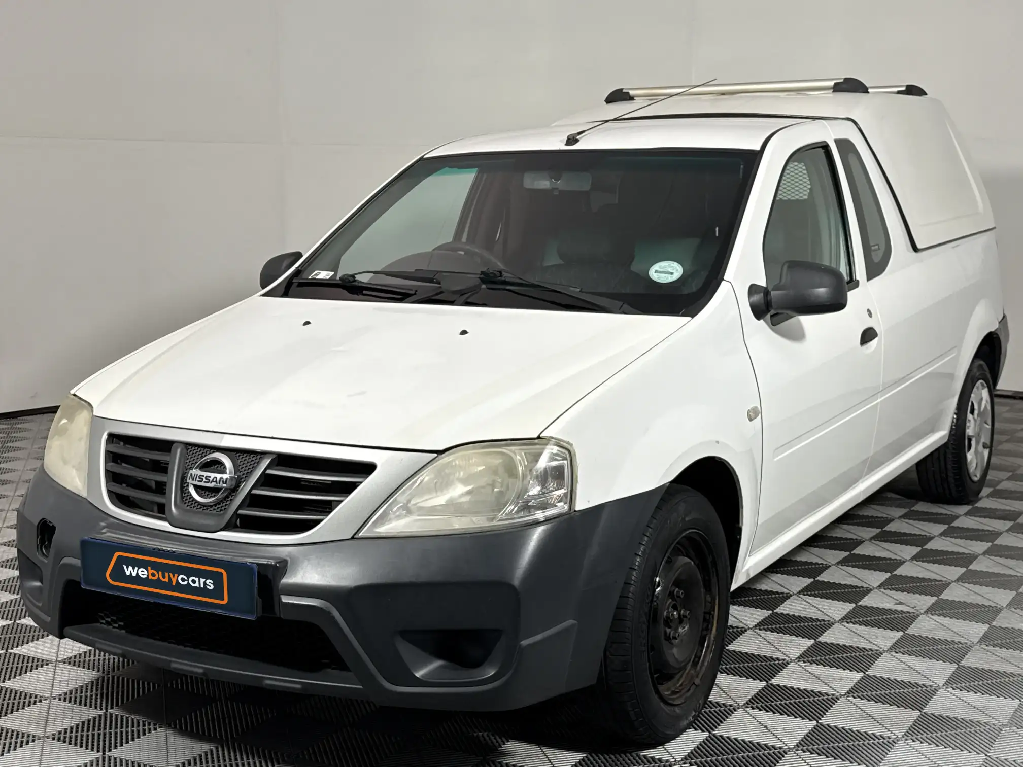 2015 Nissan NP200