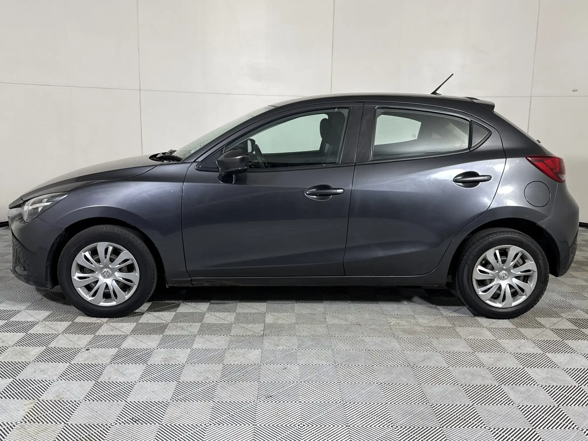 Mazda Mazda 2