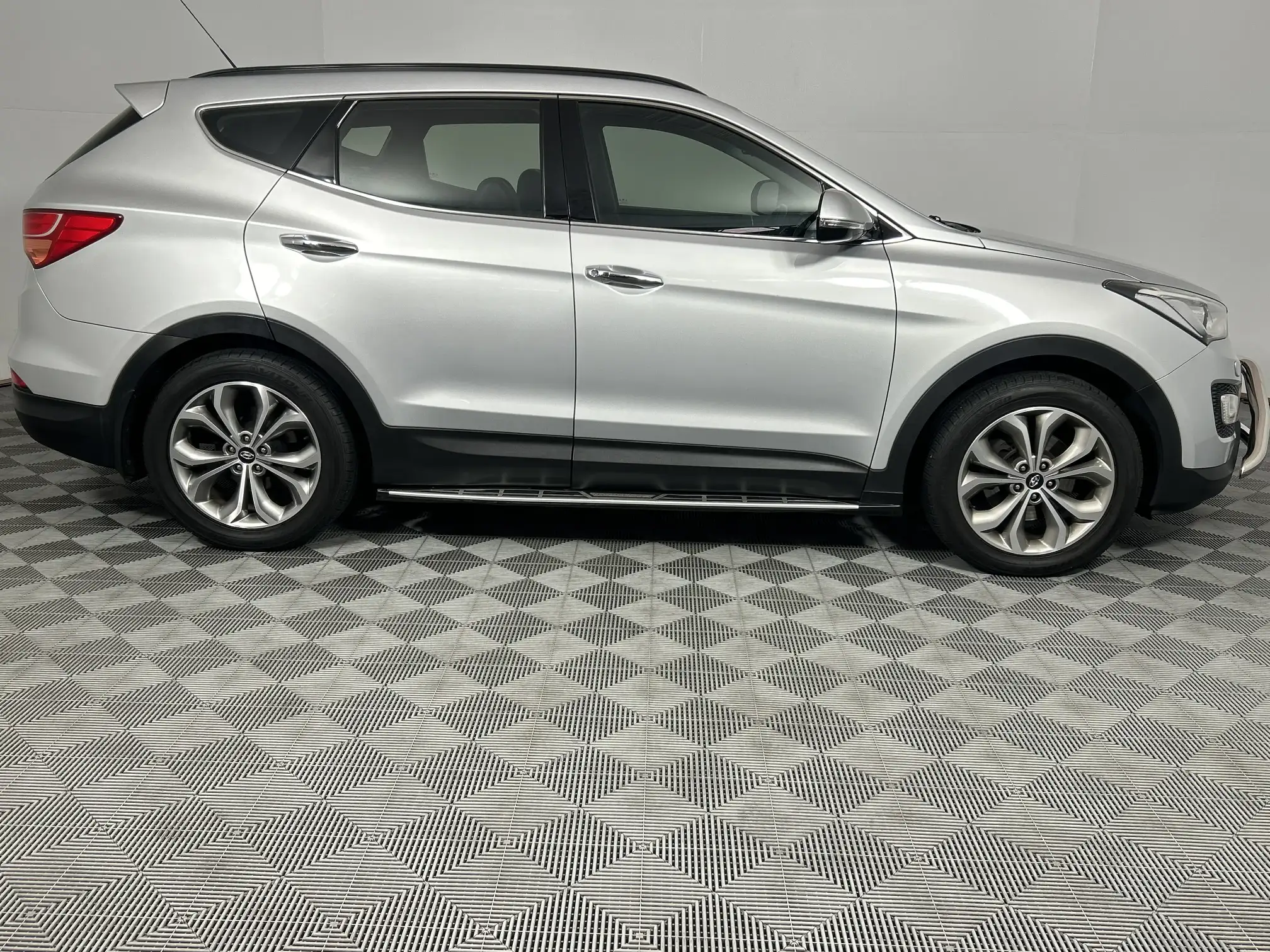 Hyundai Santa-FE