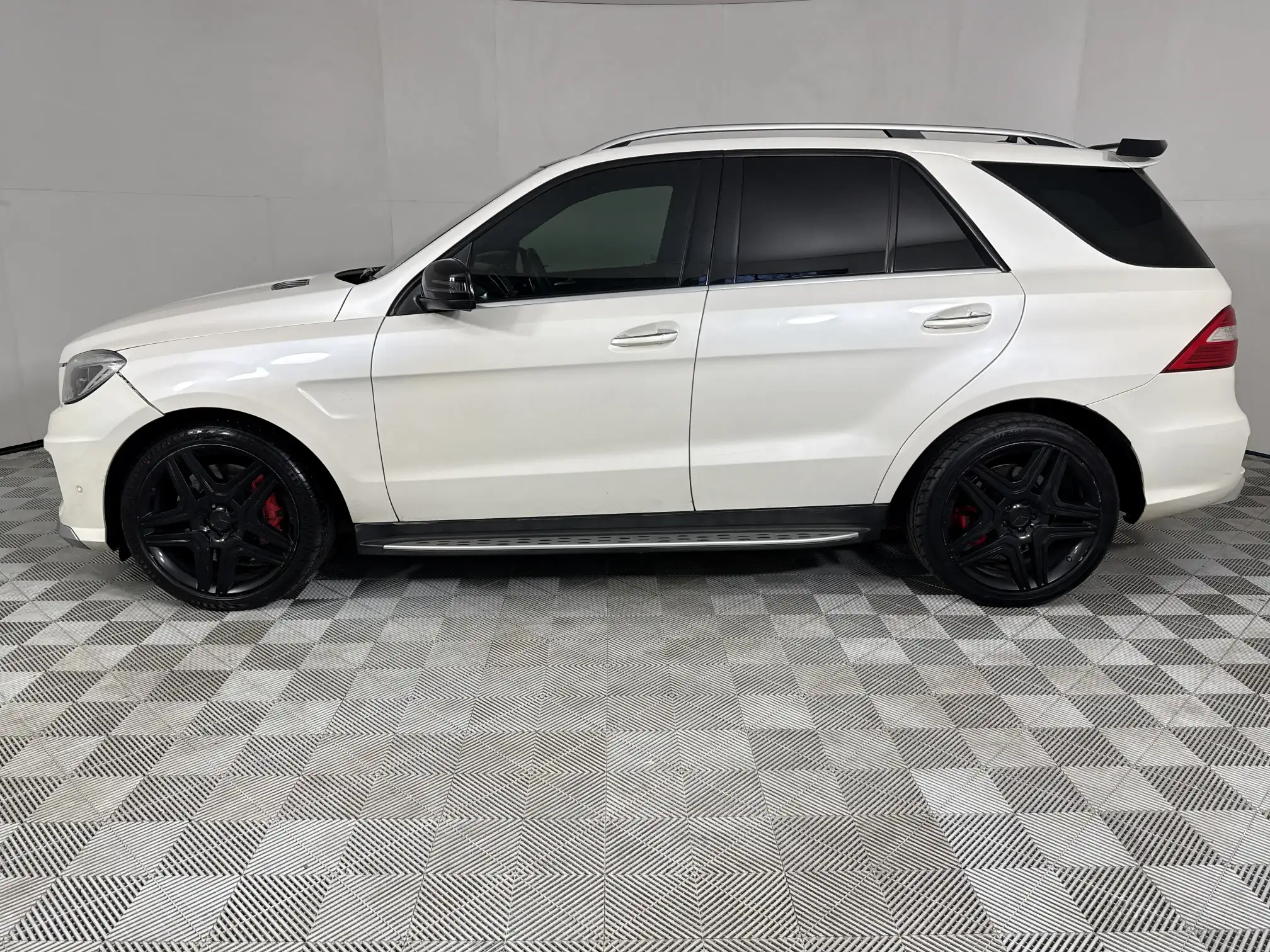 Mercedes-Benz M Class