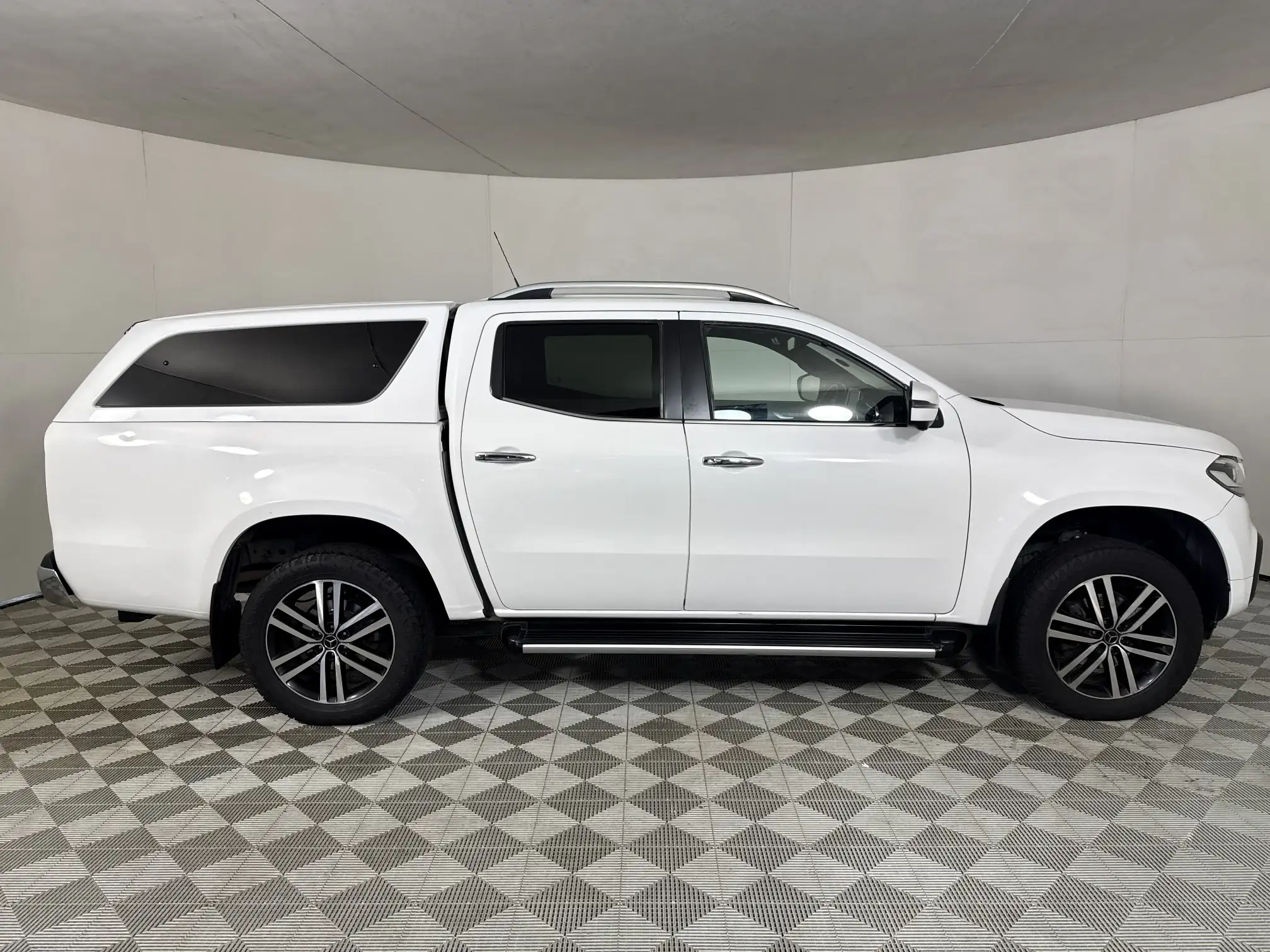 Mercedes-Benz X-Class