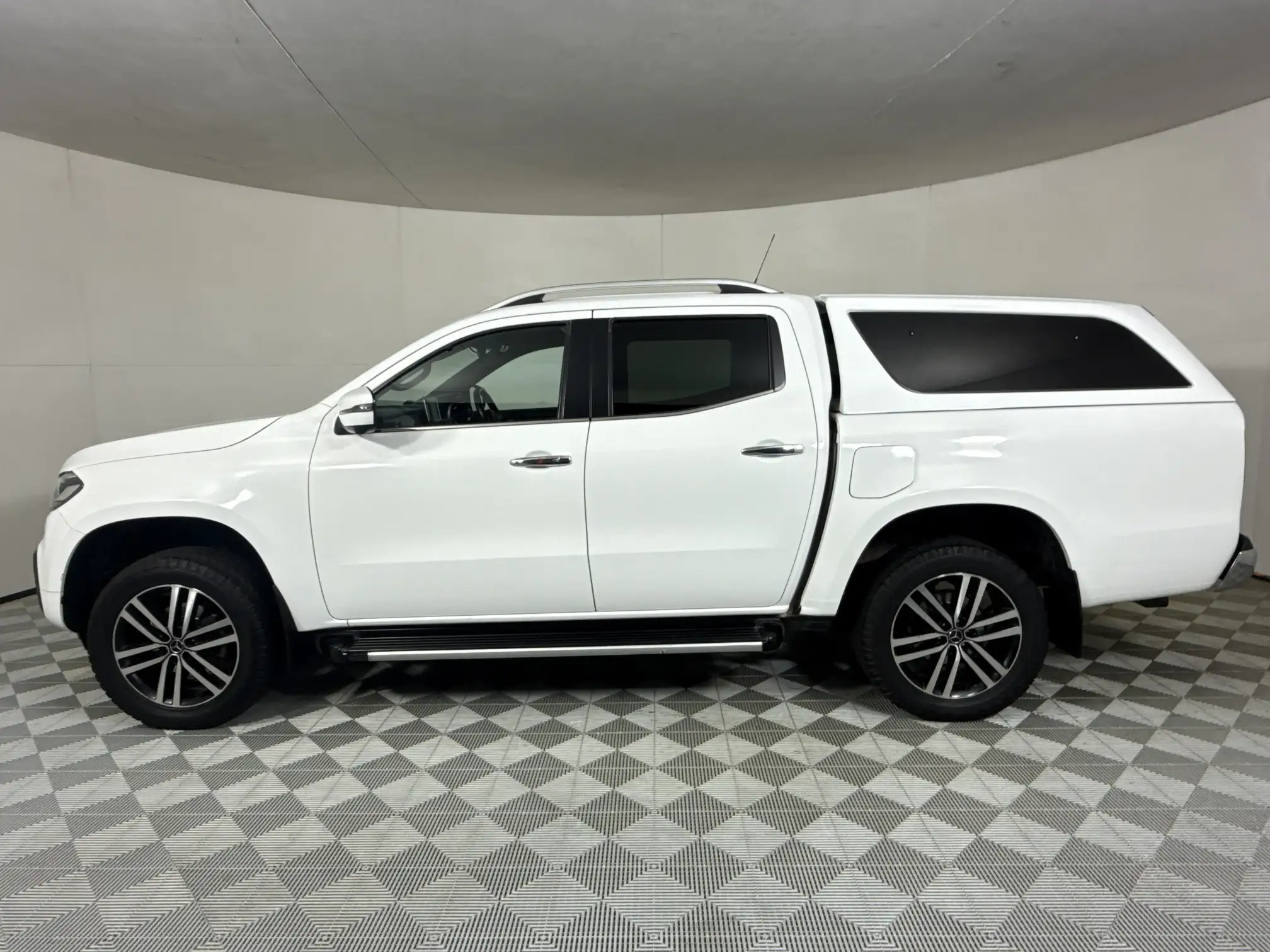 Mercedes-Benz X-Class