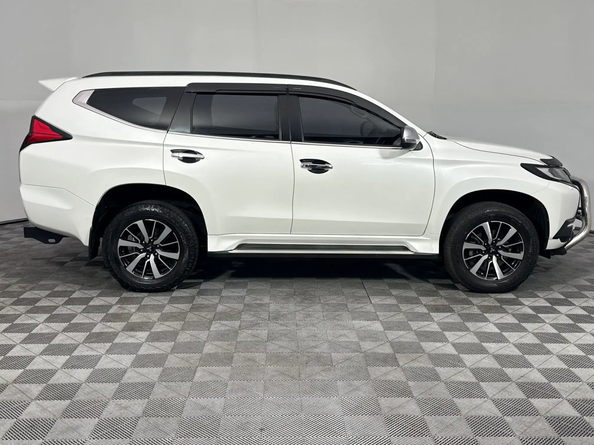 Mitsubishi Pajero Sport