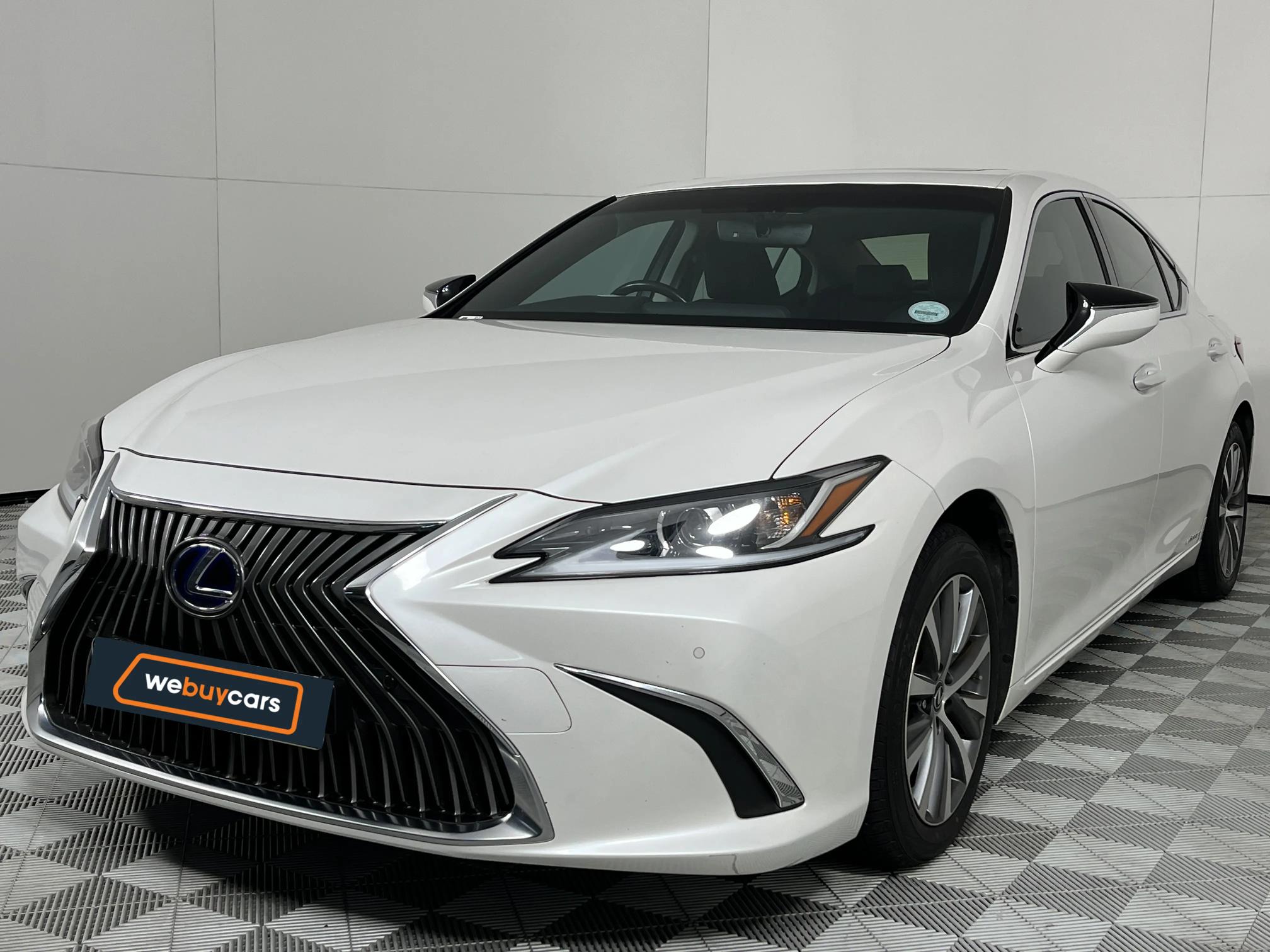 Lexus ES 300h EX