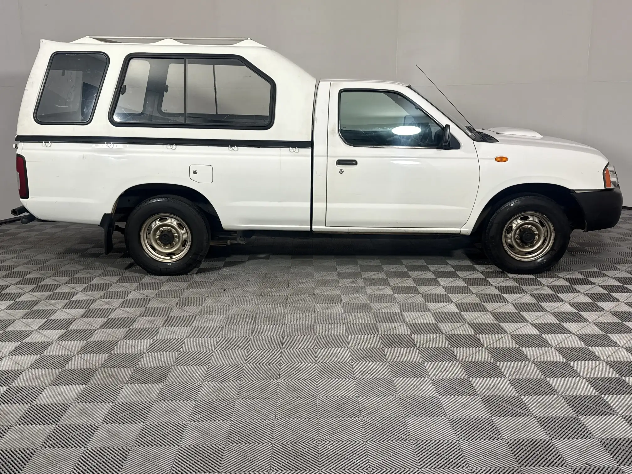 Nissan Hardbody
