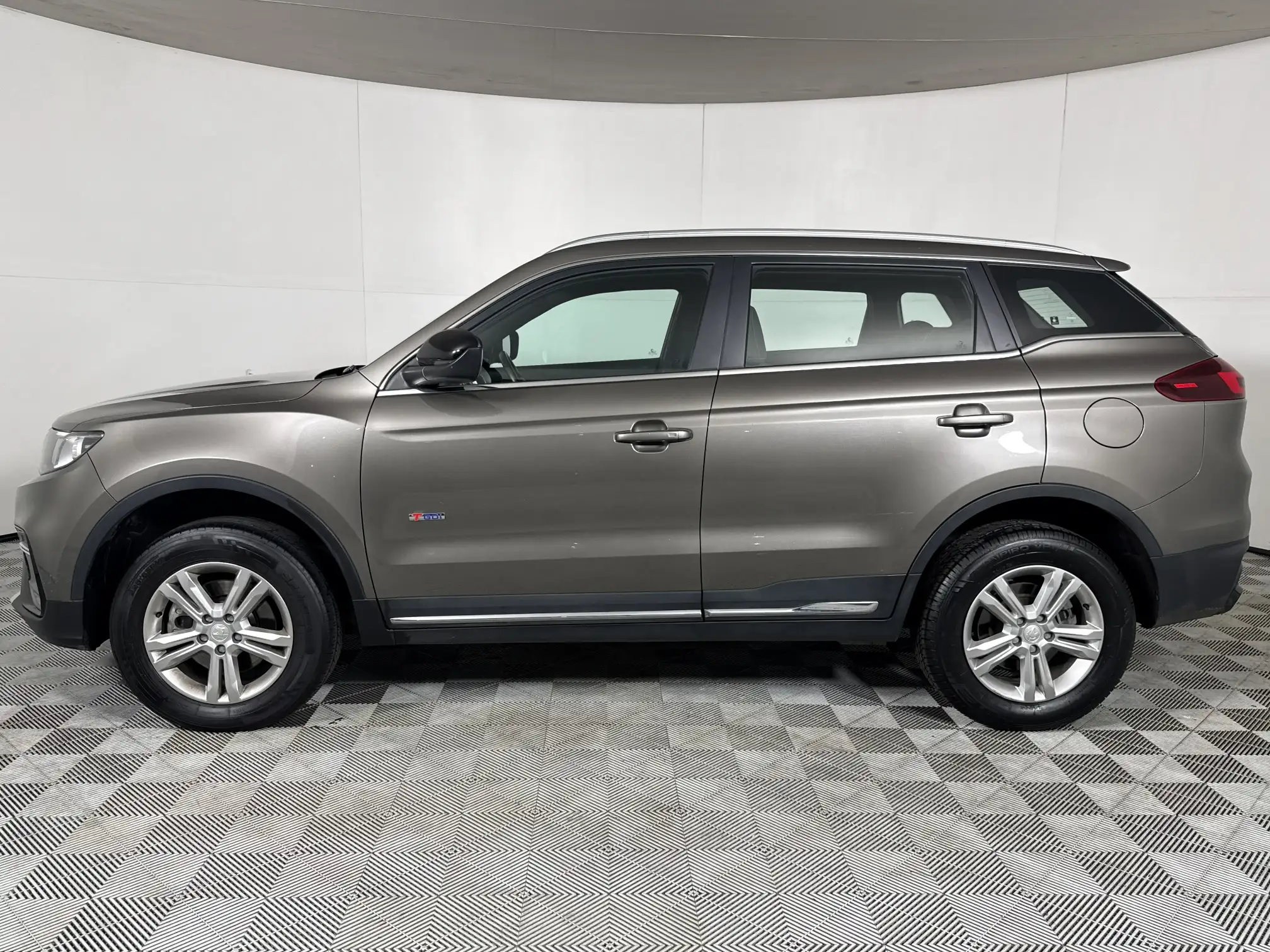 Proton X70