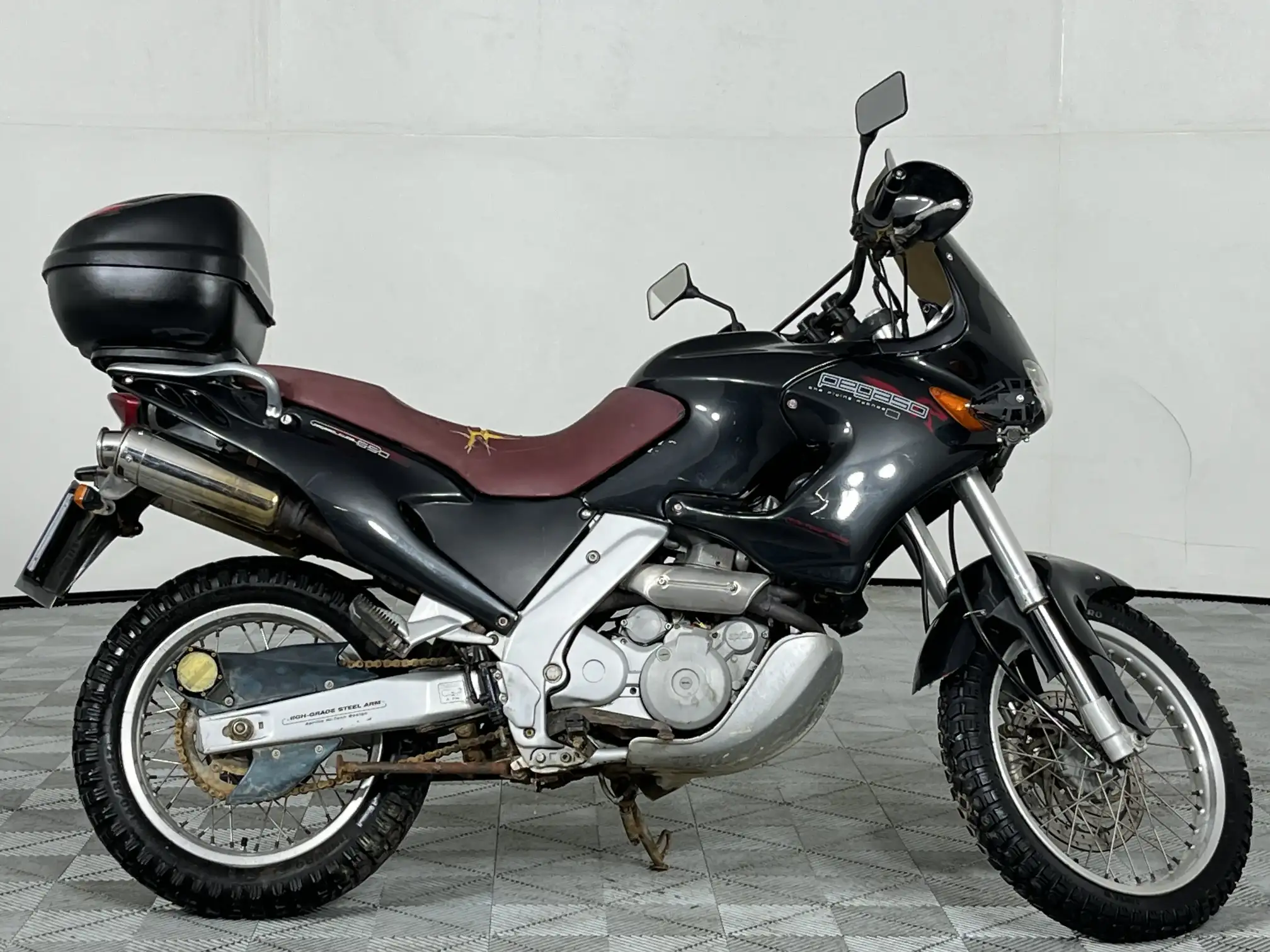 2000 Aprilia Pegaso