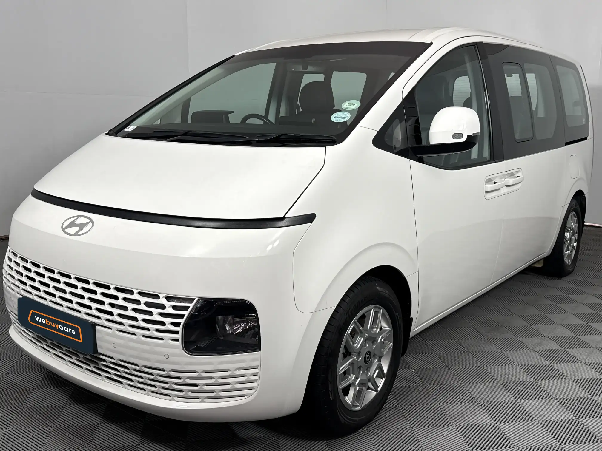 2024 Hyundai Staria