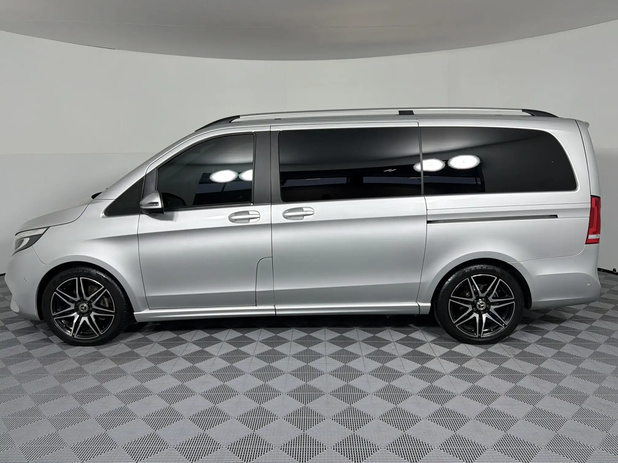 Mercedes-Benz V Class