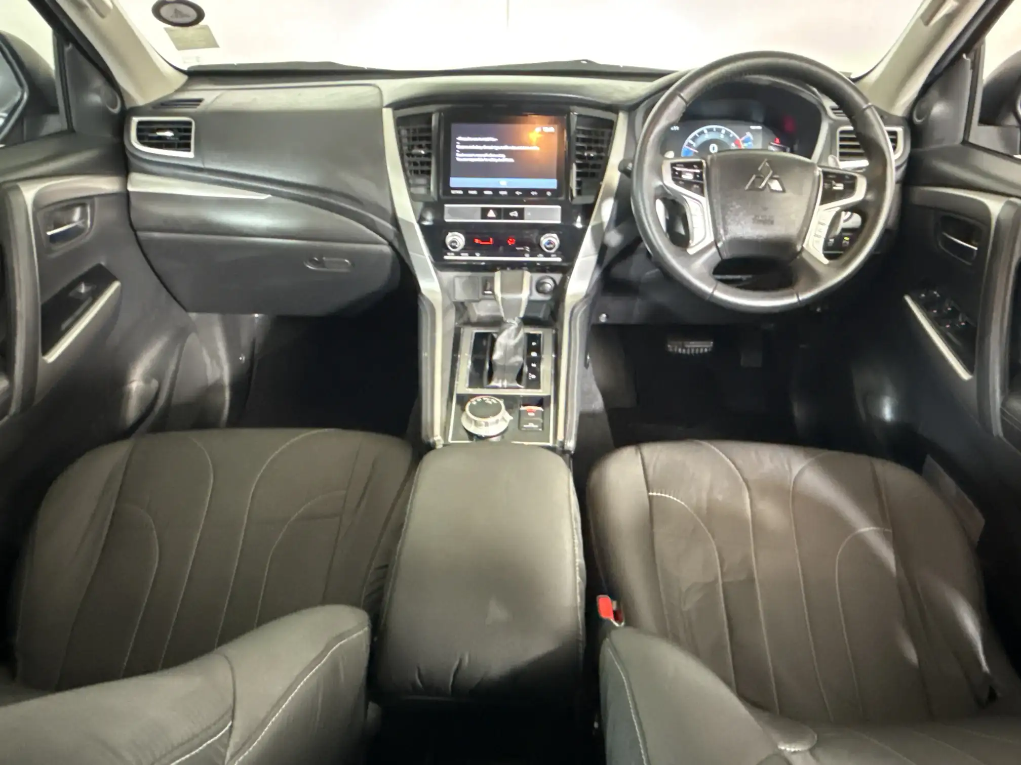 Mitsubishi Pajero Sport