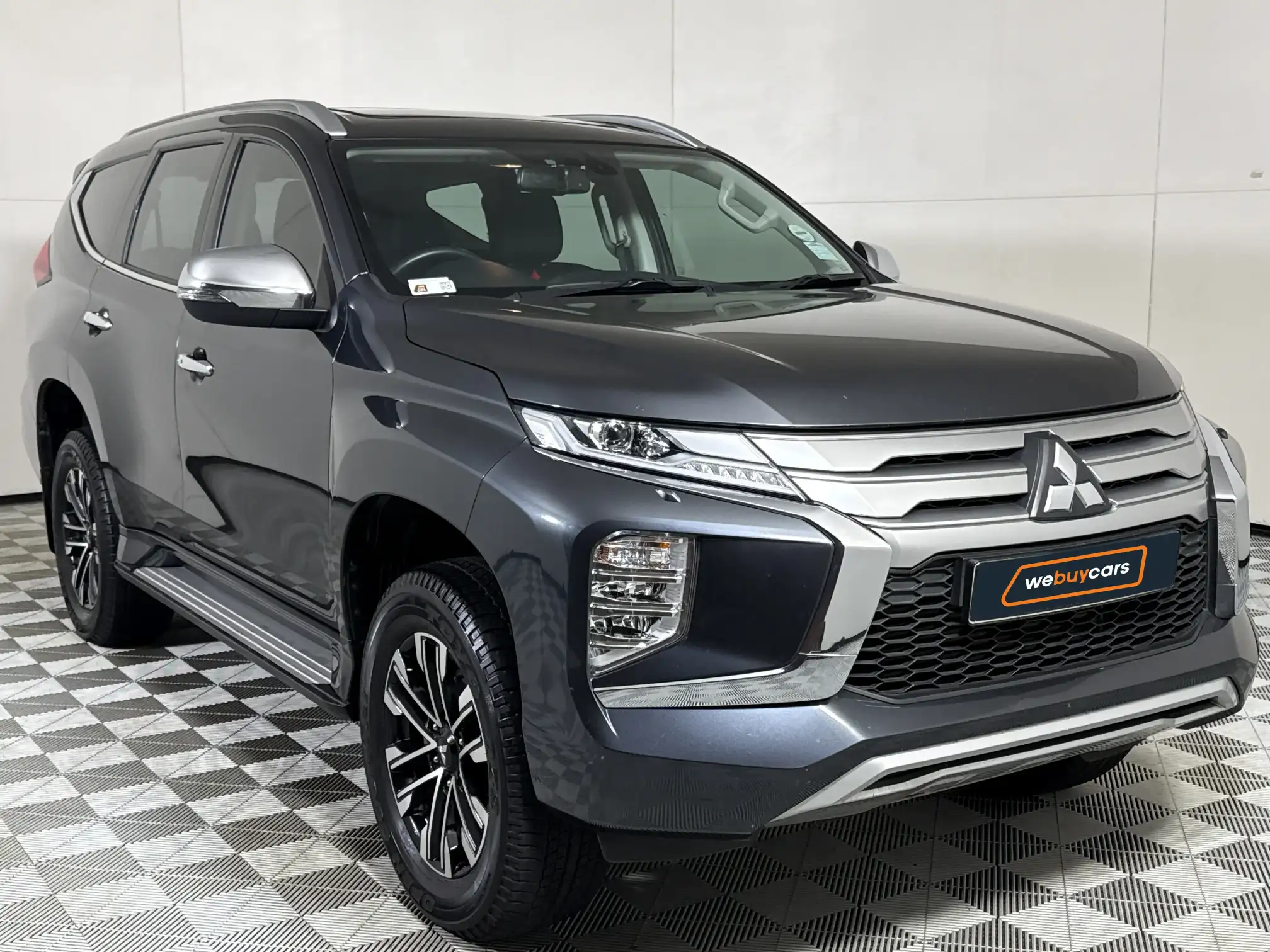 Mitsubishi Pajero Sport