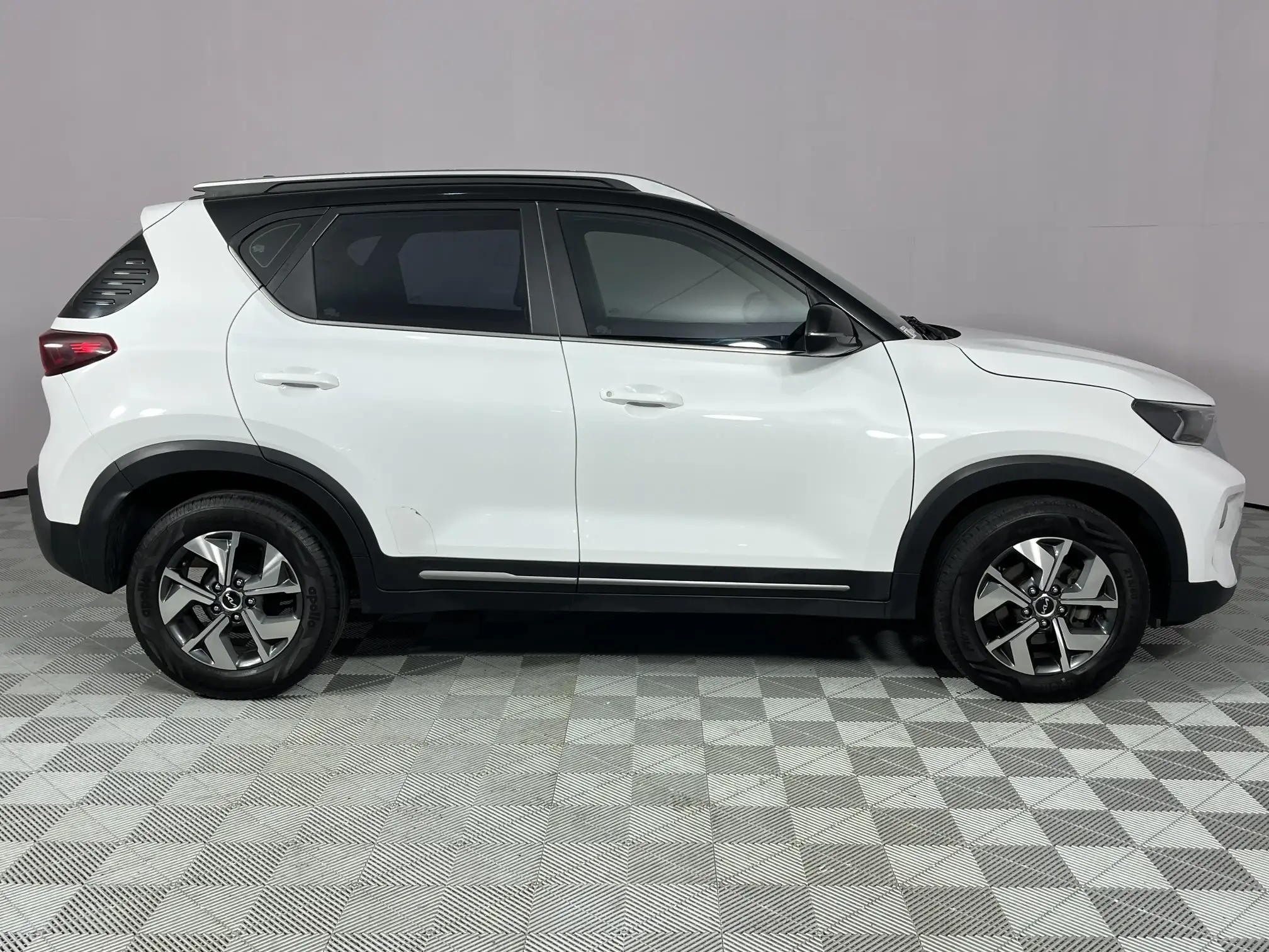 KIA Sonet