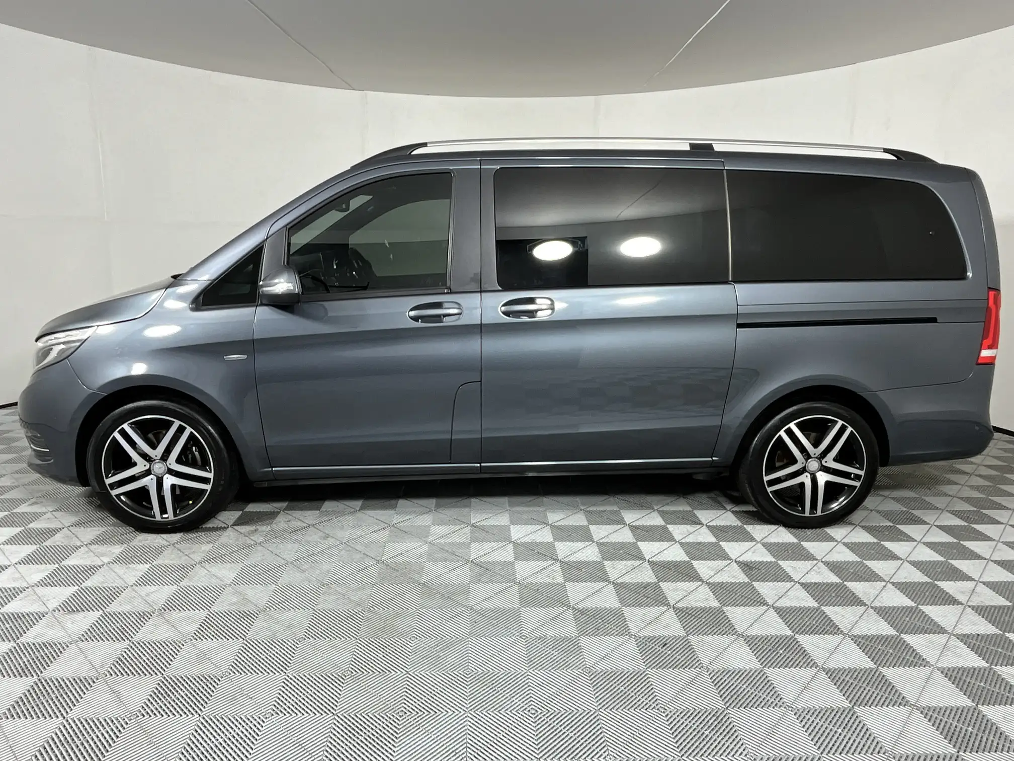 Mercedes-Benz Viano
