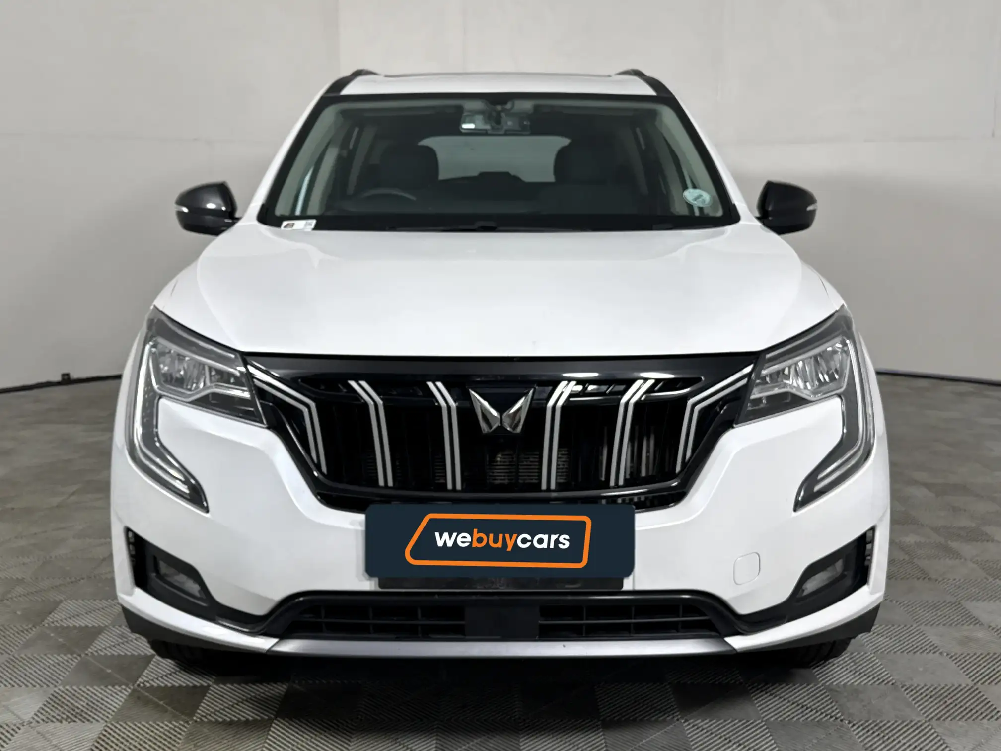 Mahindra XUV 700