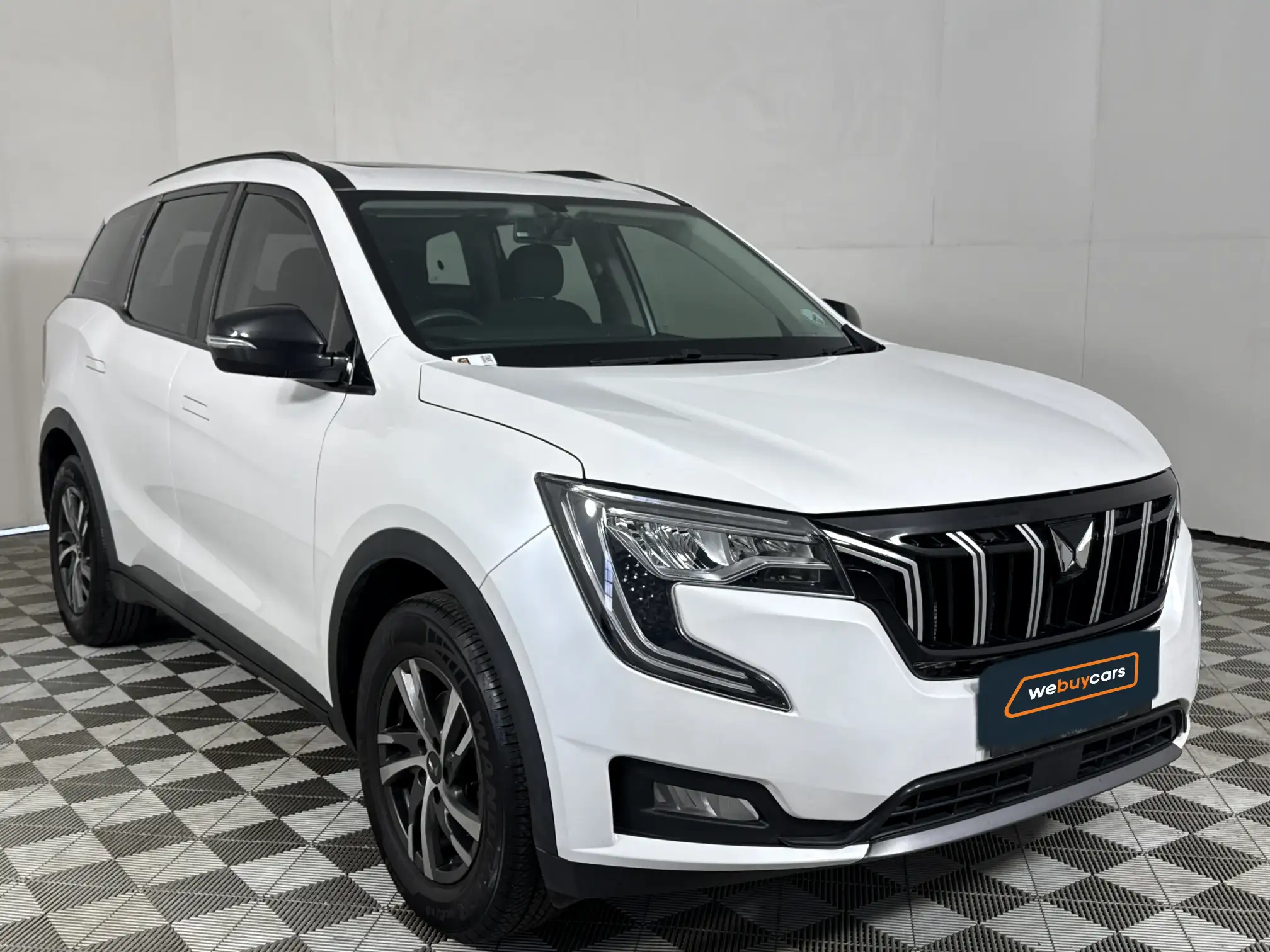 Mahindra XUV 700