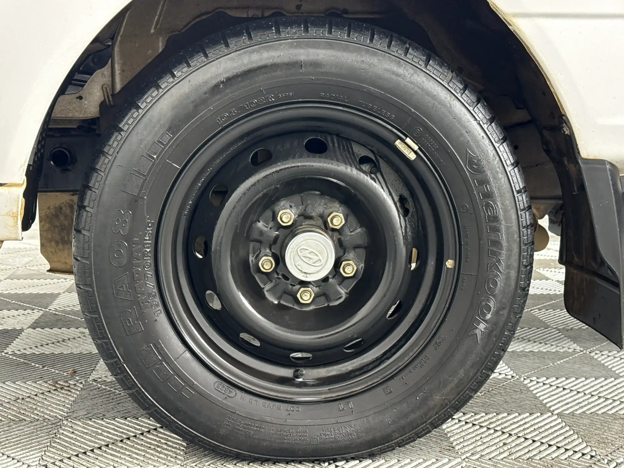 Hyundai H100
