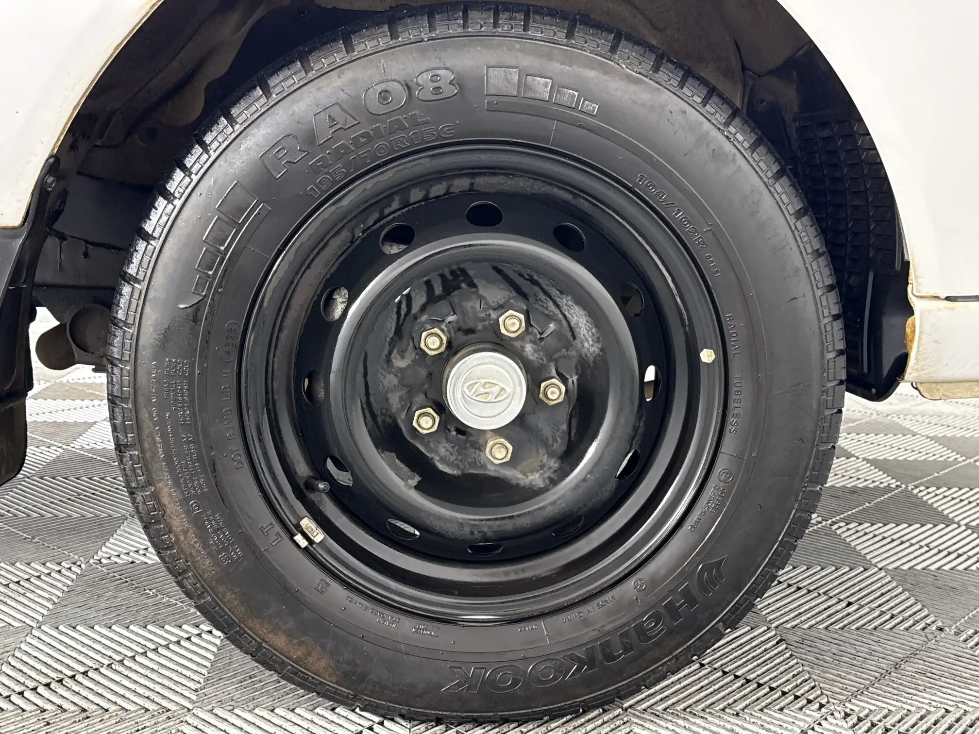 Hyundai H100