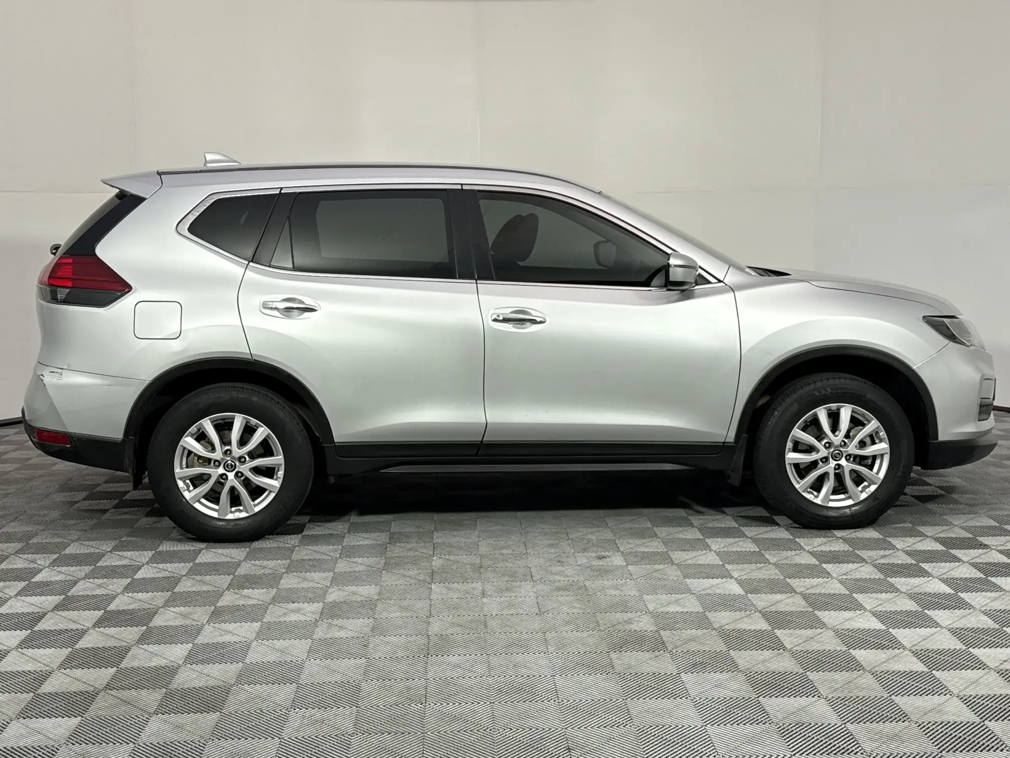 Nissan X Trail