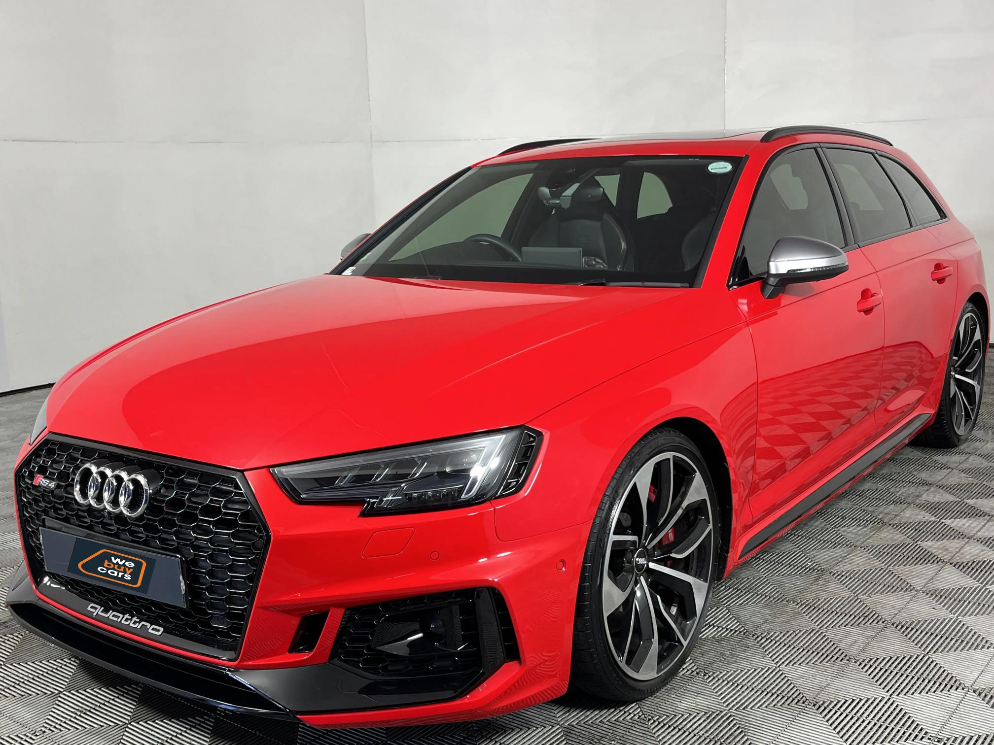 Audi RS4 Avant Quattro Tiptronic