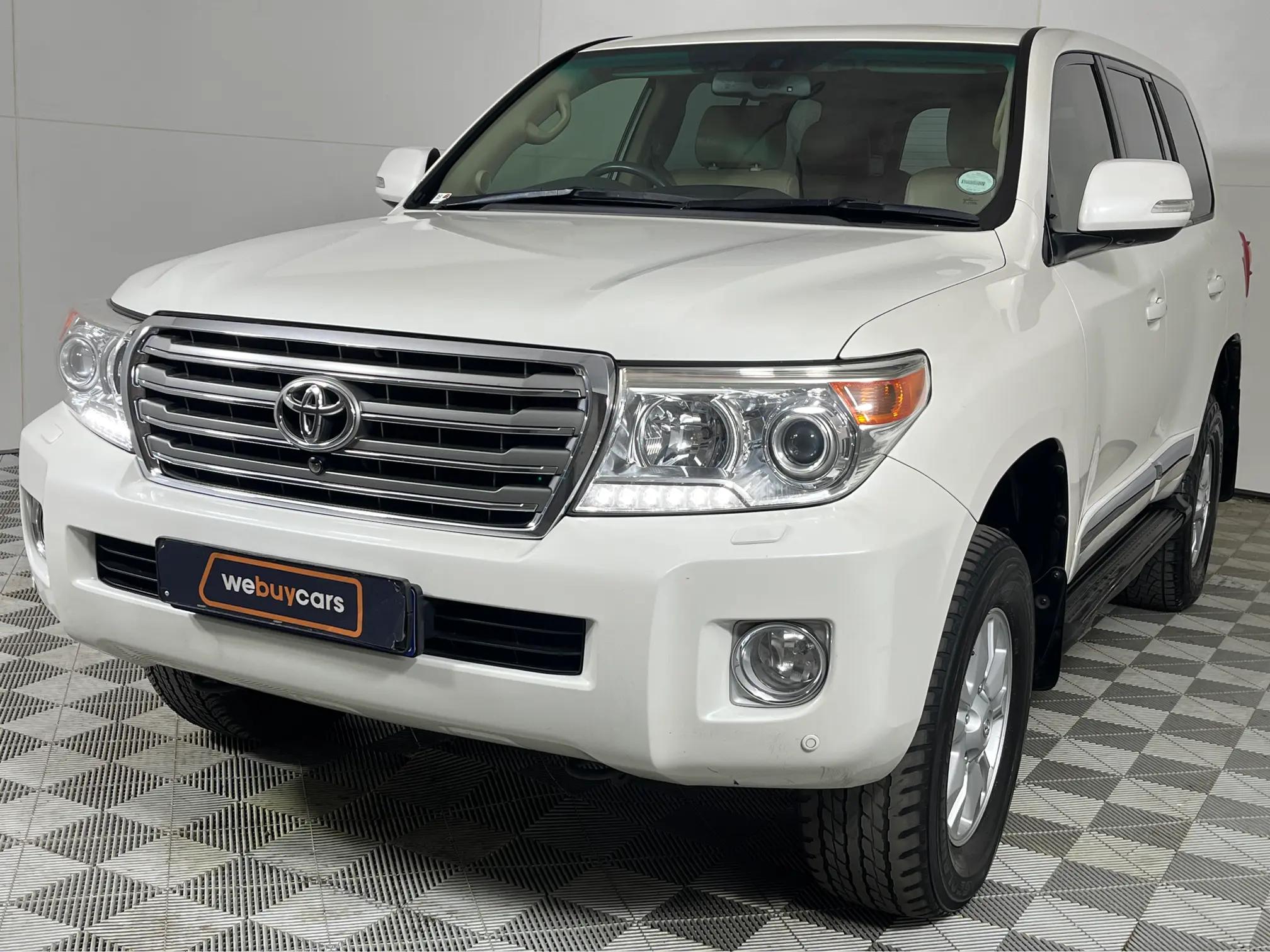Toyota Land Cruiser 200 VX V8 4.6 Auto for sale R 589 900 Carfind.co.za