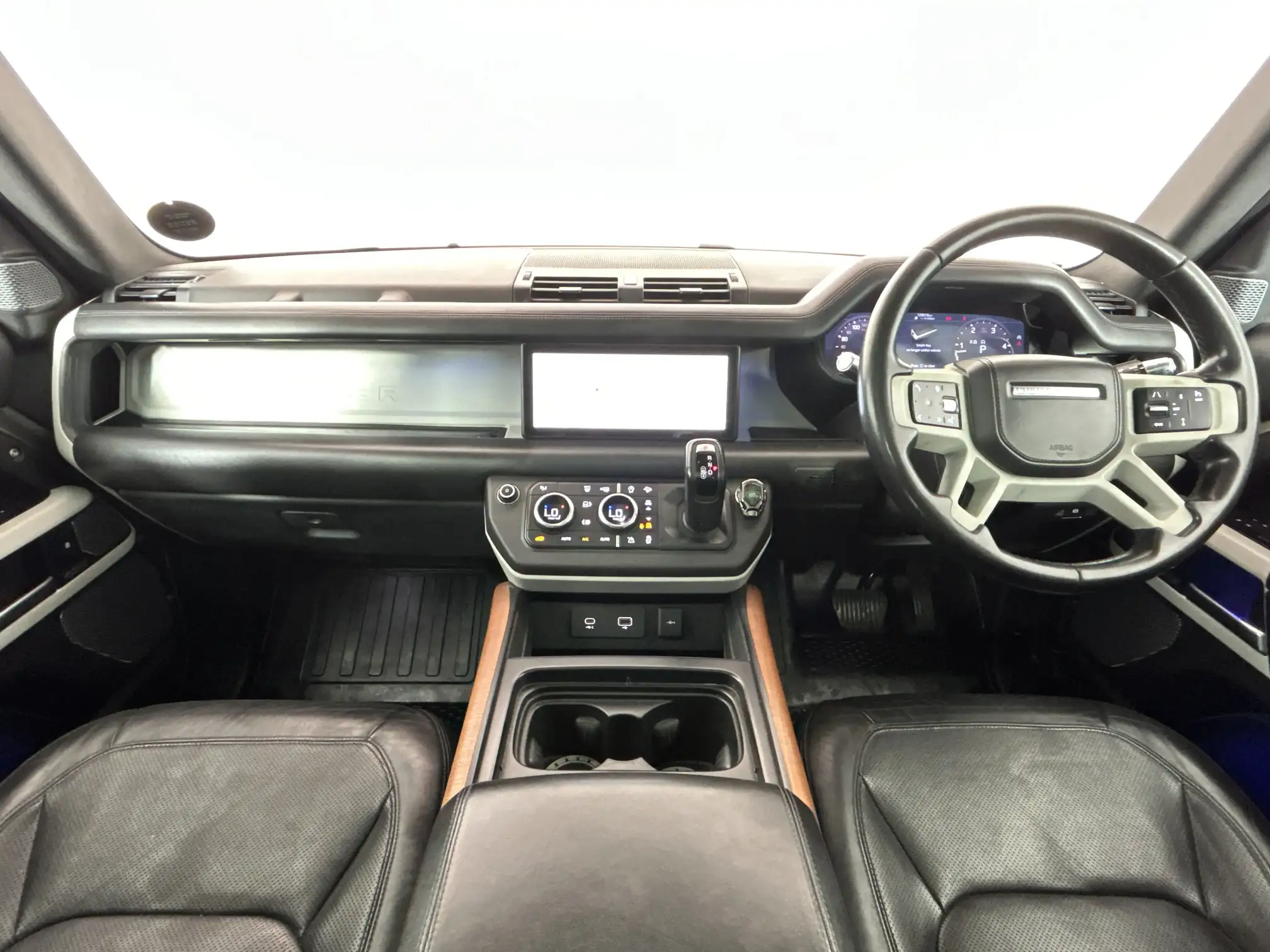 Land Rover Defender 110