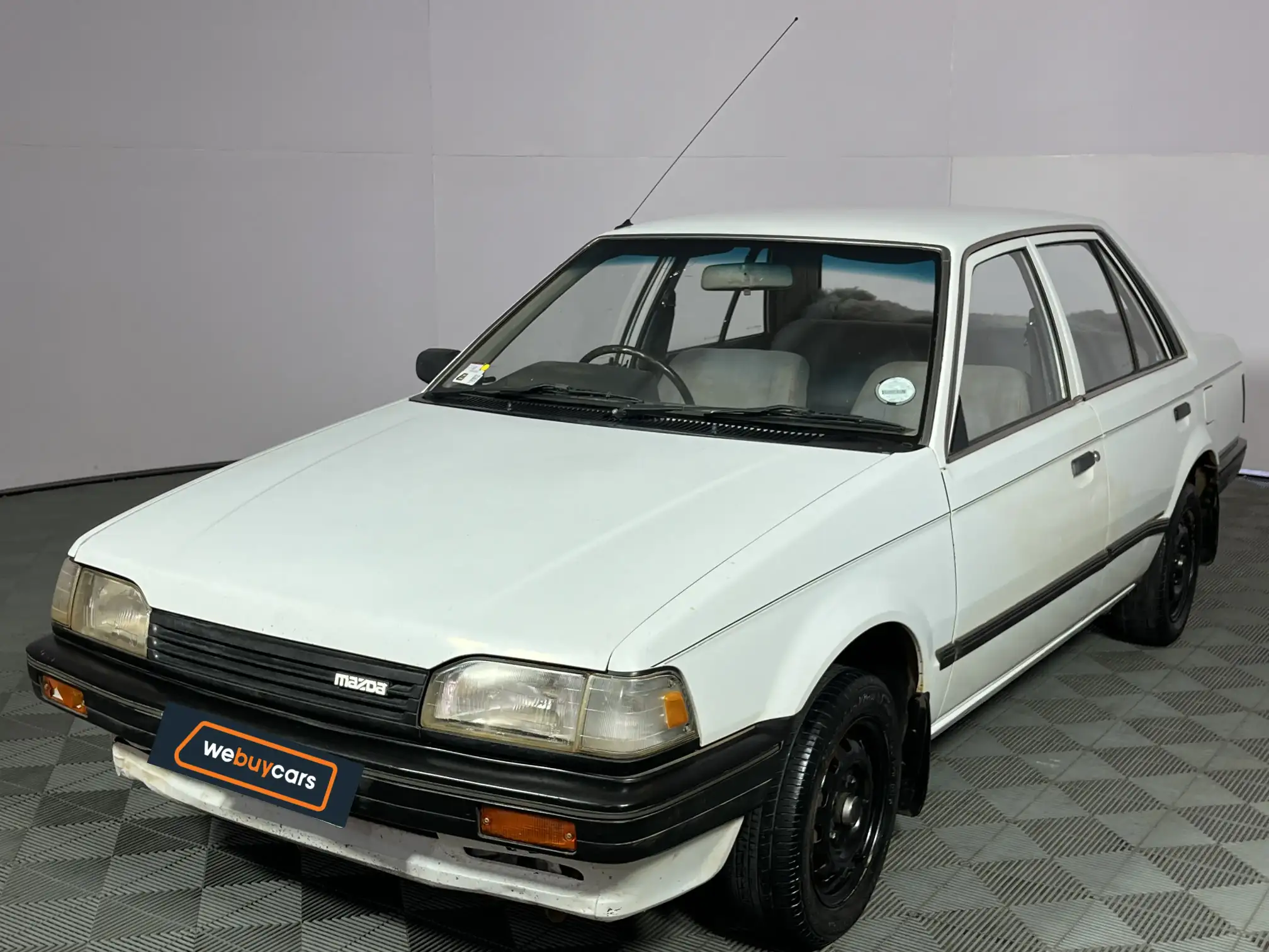 1990 Mazda 323 1.3 L Sedan at Rustenburg (NW) for sale Rundefined