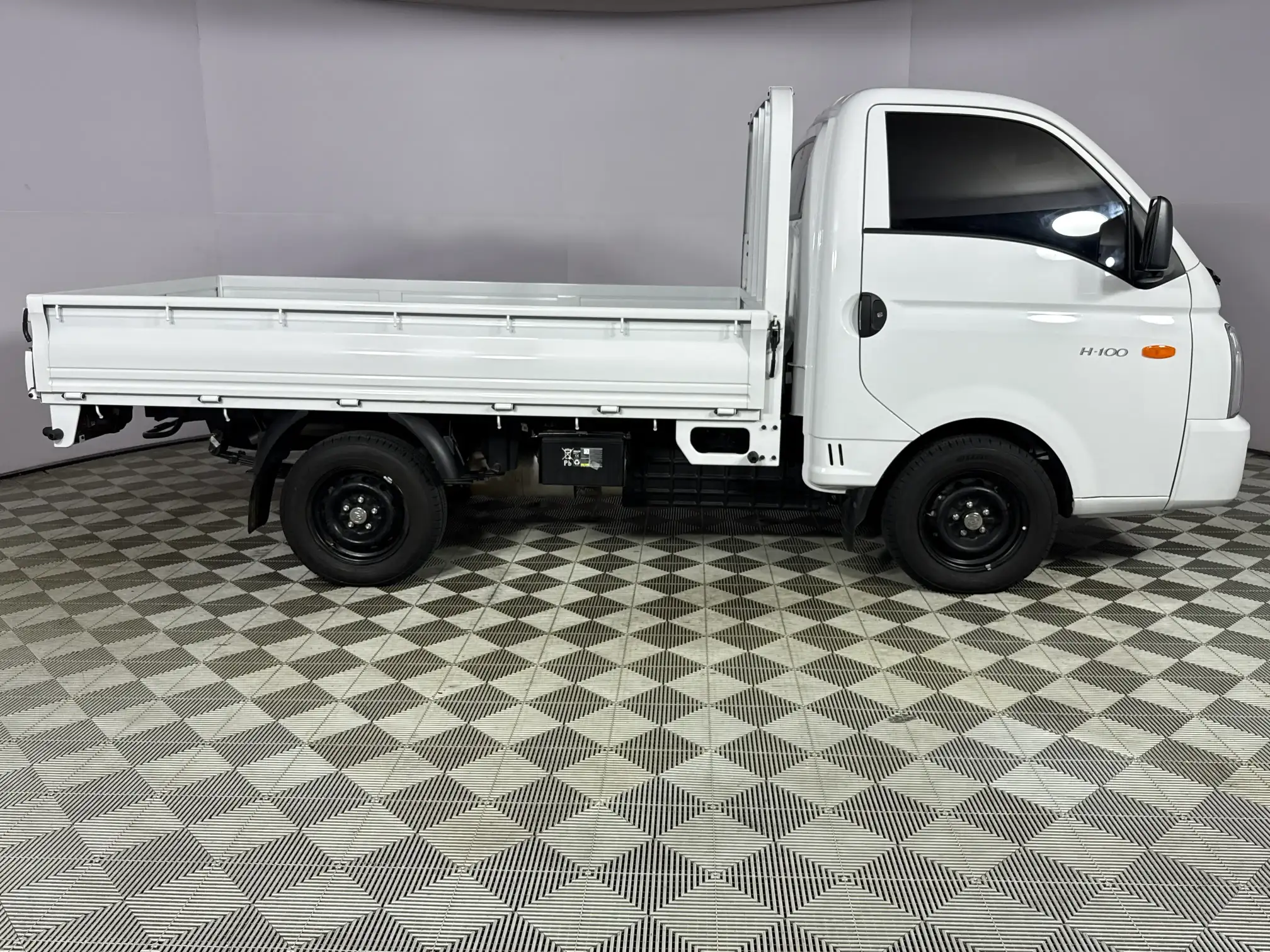 Hyundai H100