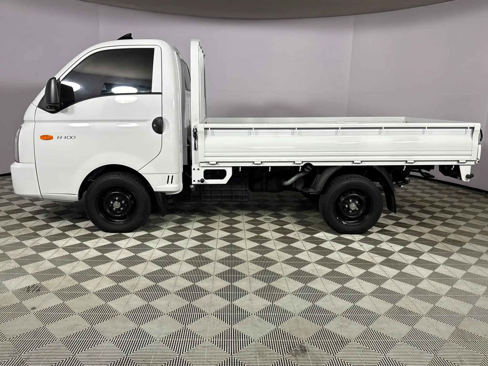 Hyundai H100