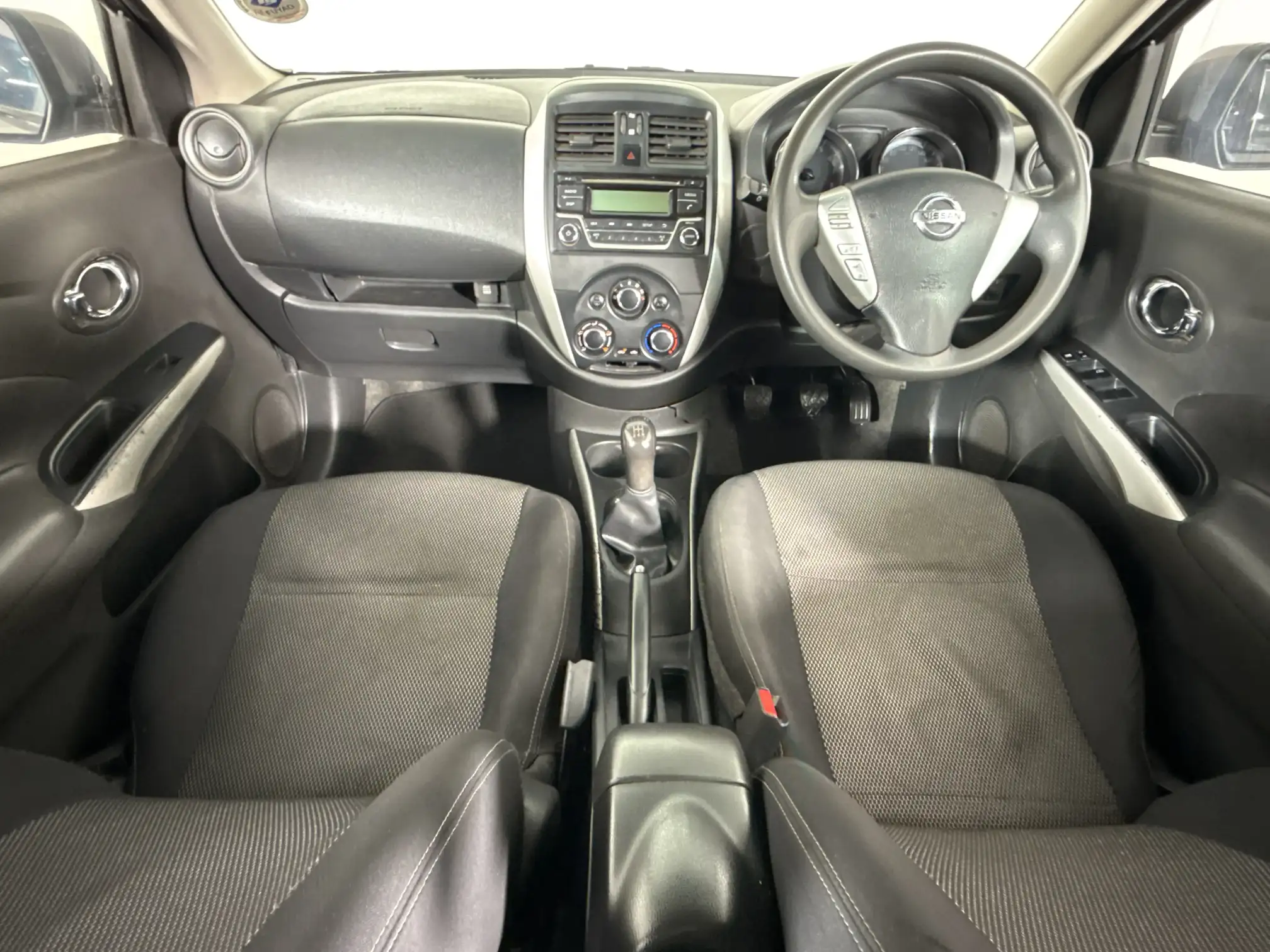 Nissan Almera