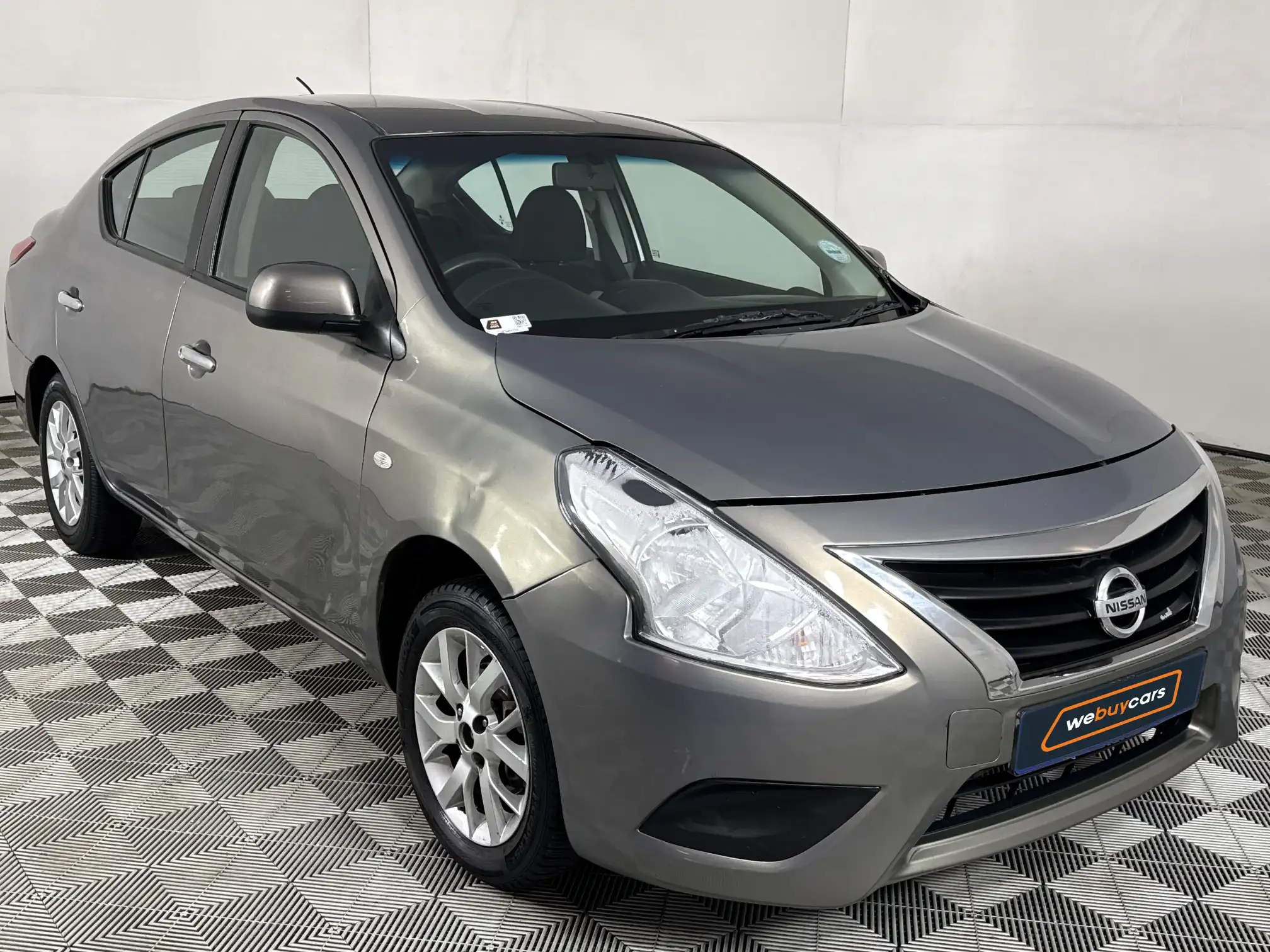 Nissan Almera