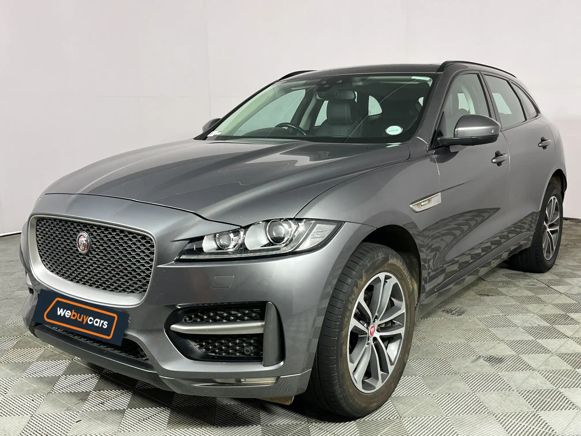Jaguar F-Pace