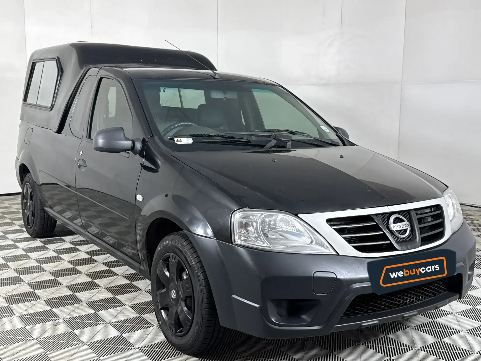 Nissan NP200