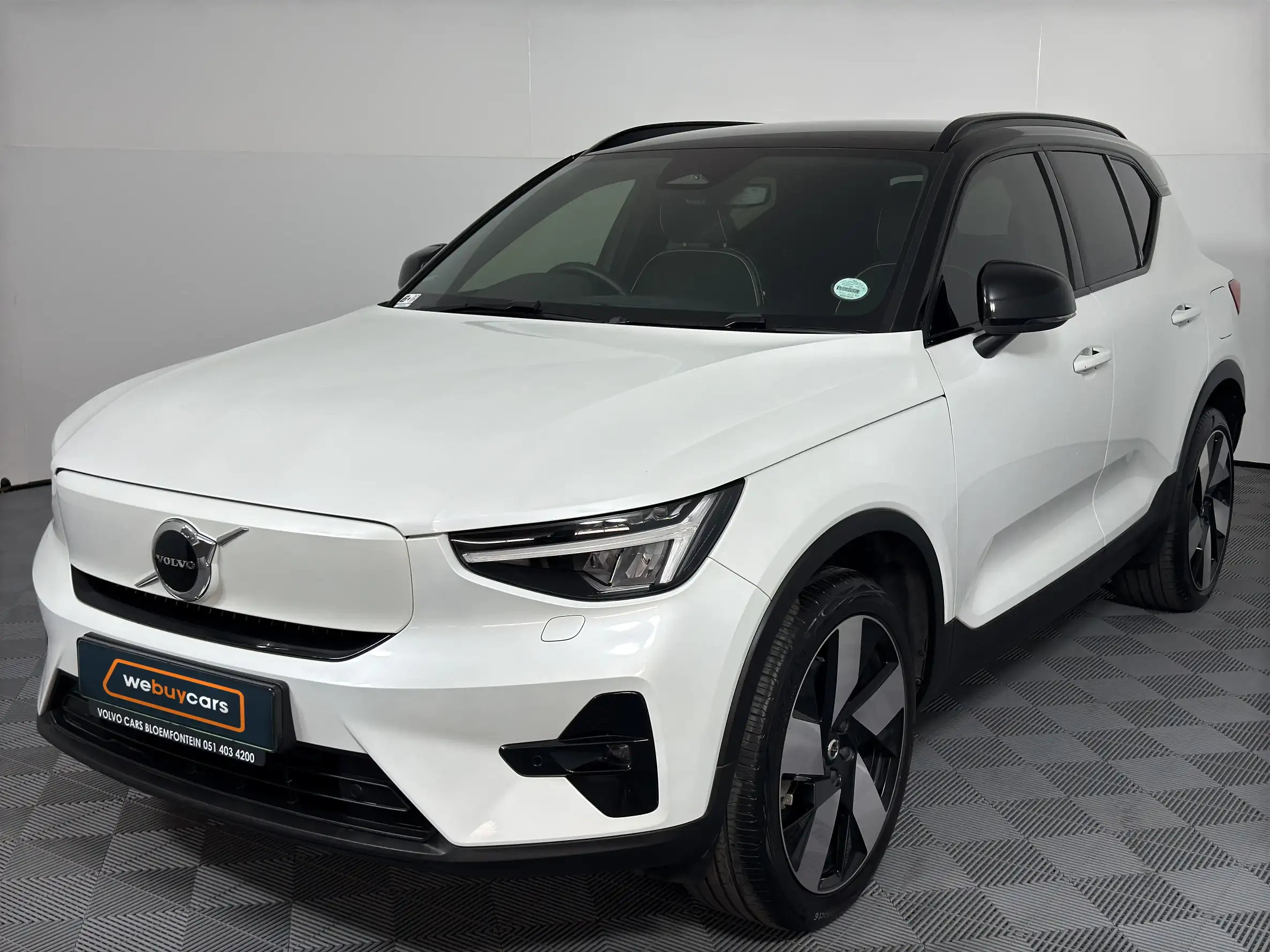 2023 Volvo Xc40